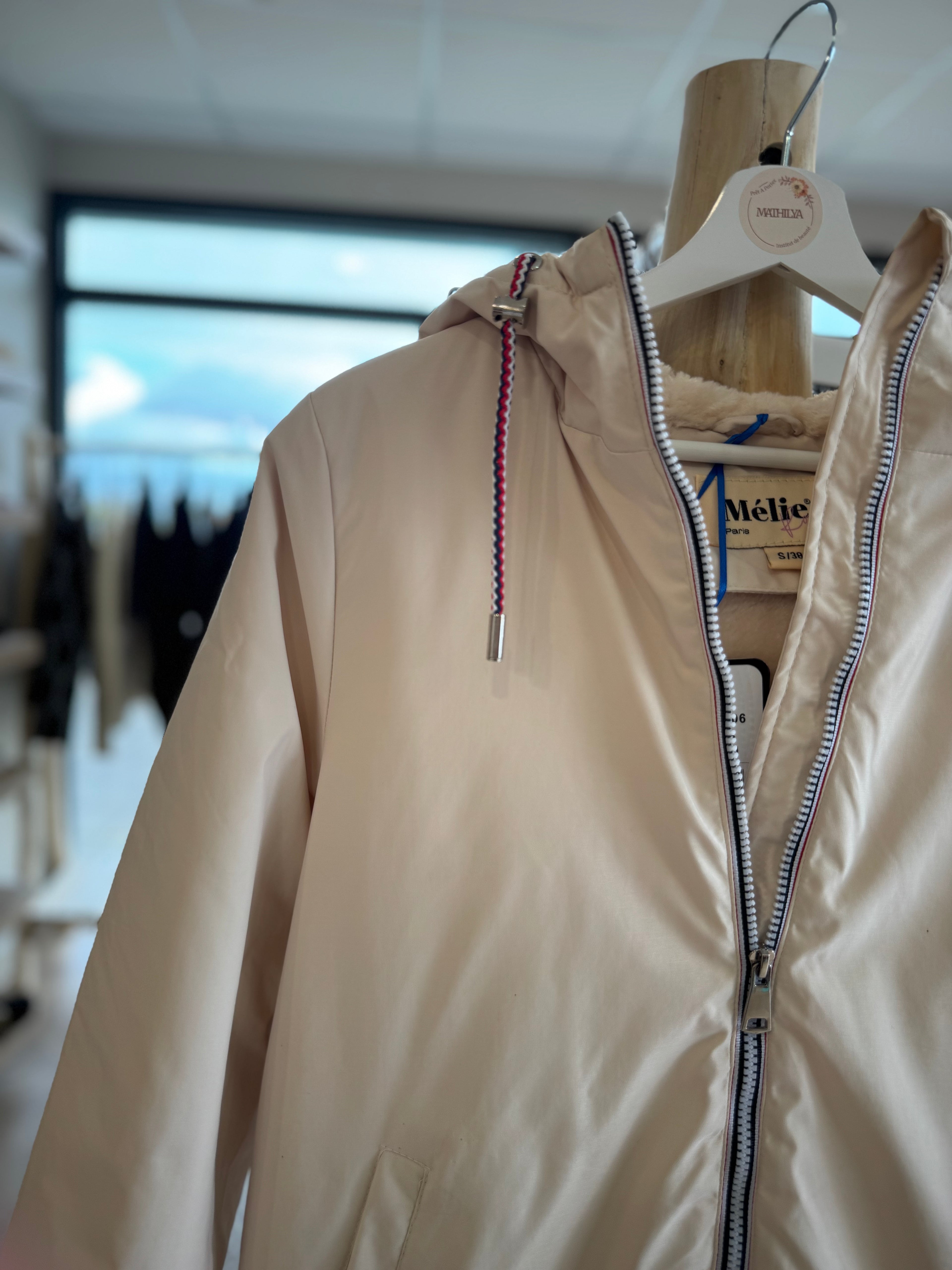 Imperméable beige doublé moumoute