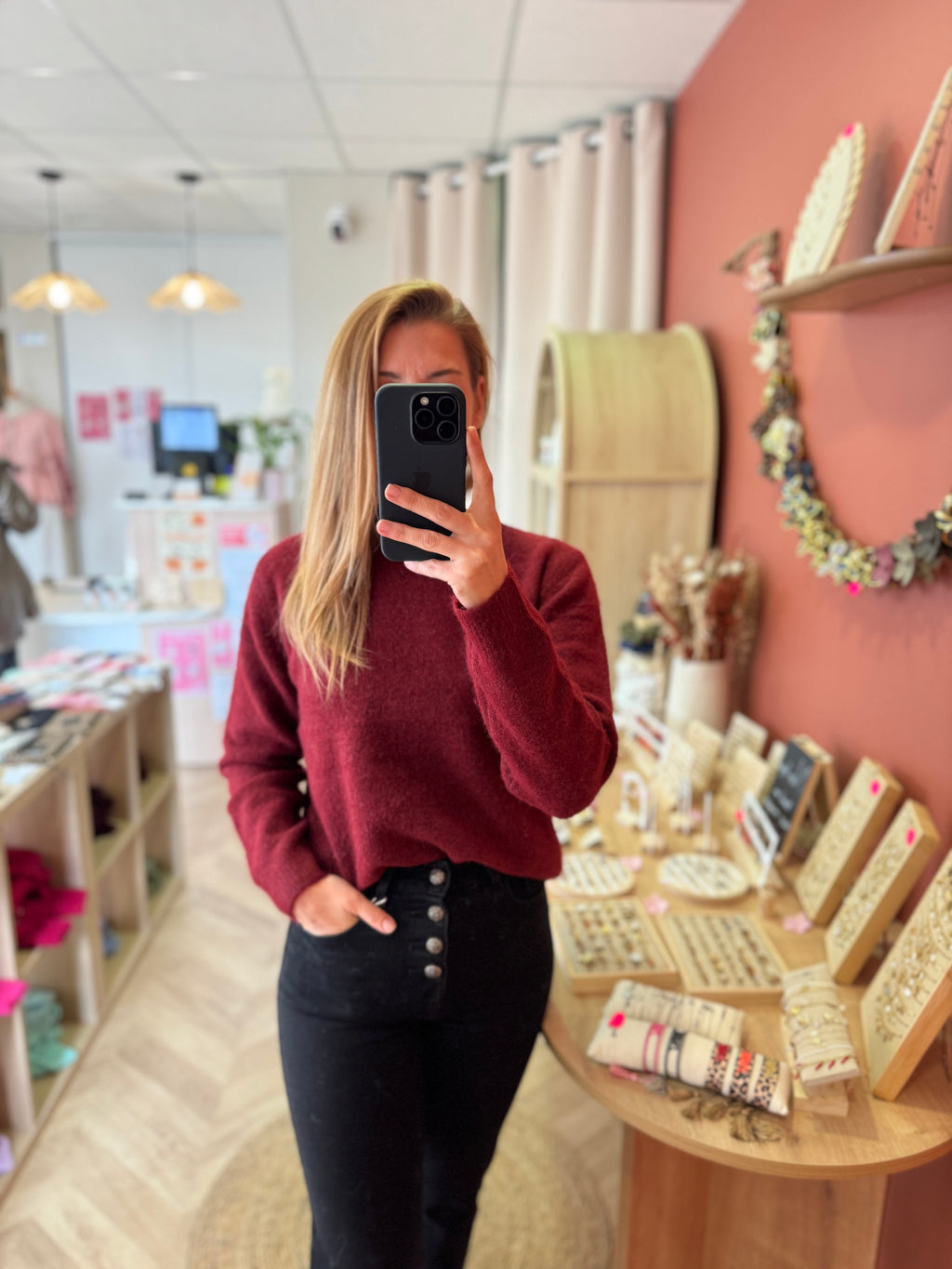 Pull en maille bordeaux