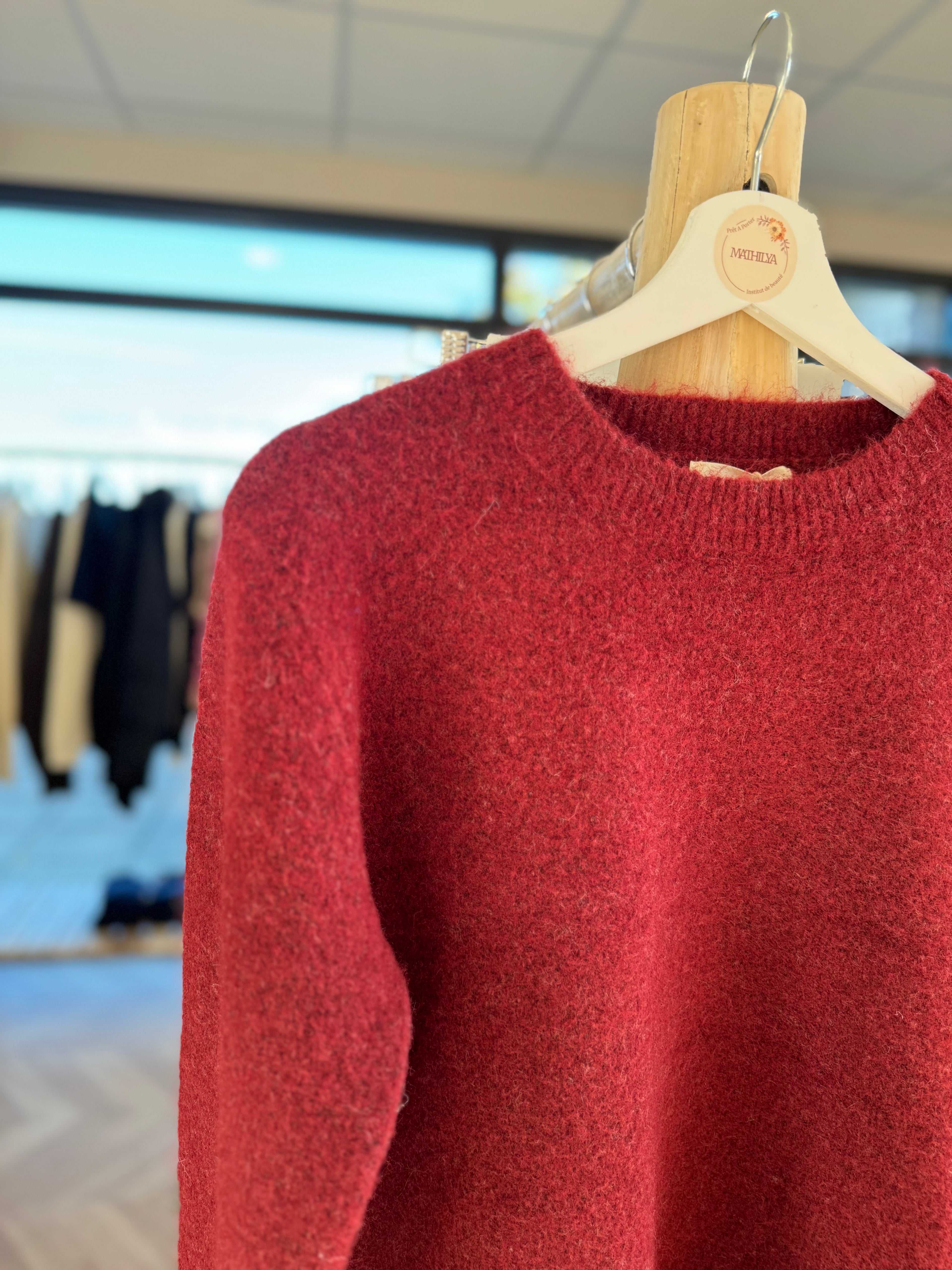 Pull en maille bordeaux