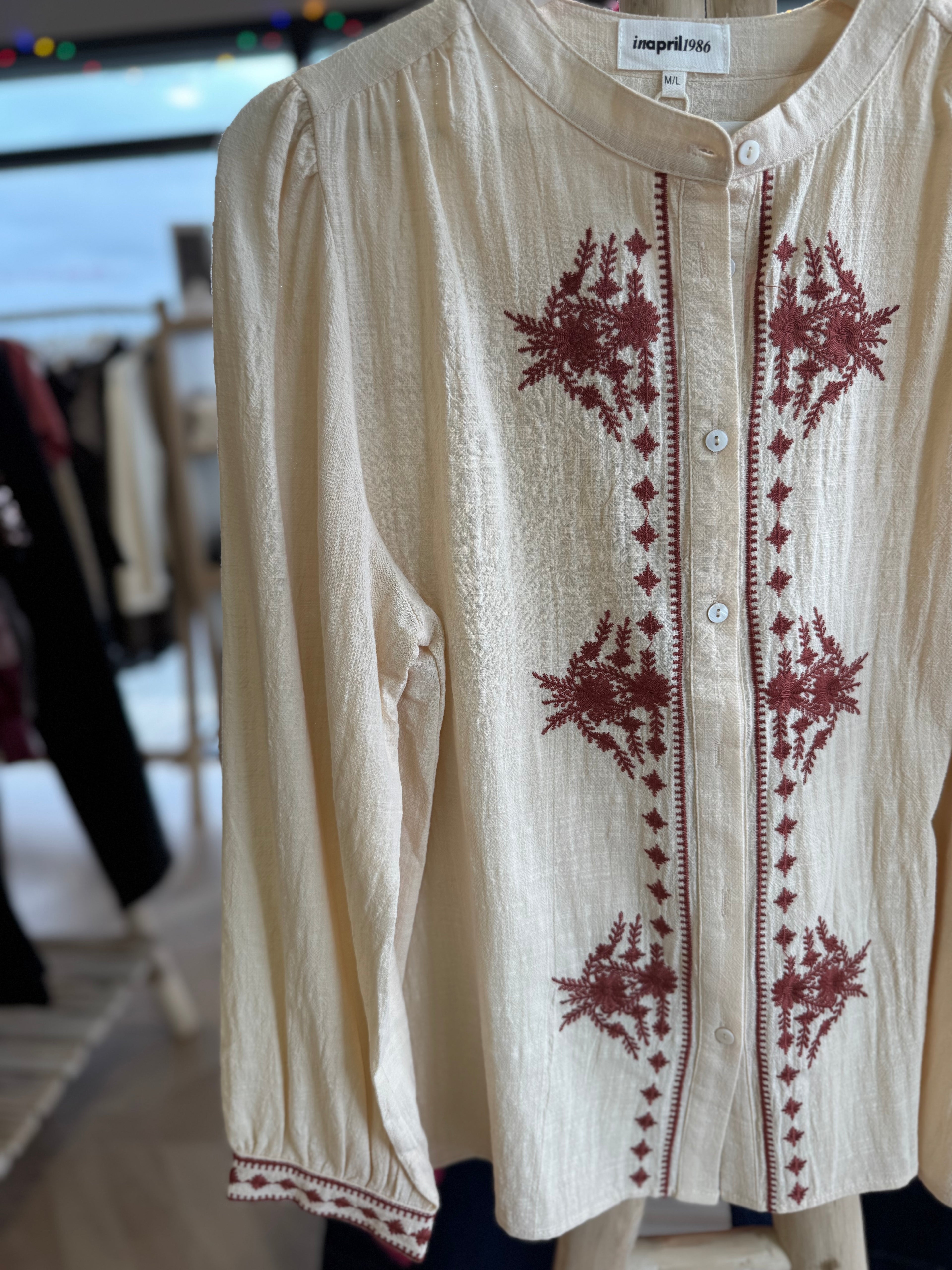 Chemise avec motifs terracotta