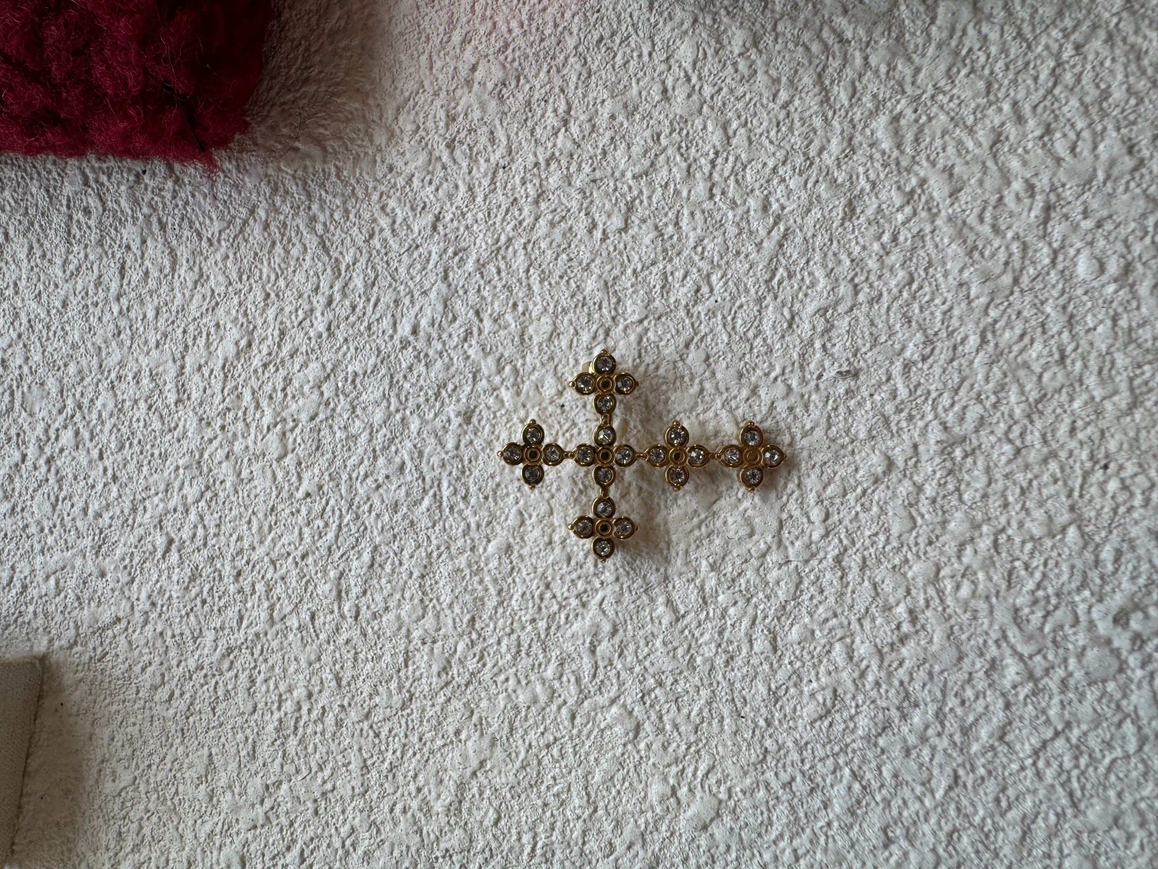 Broche croix