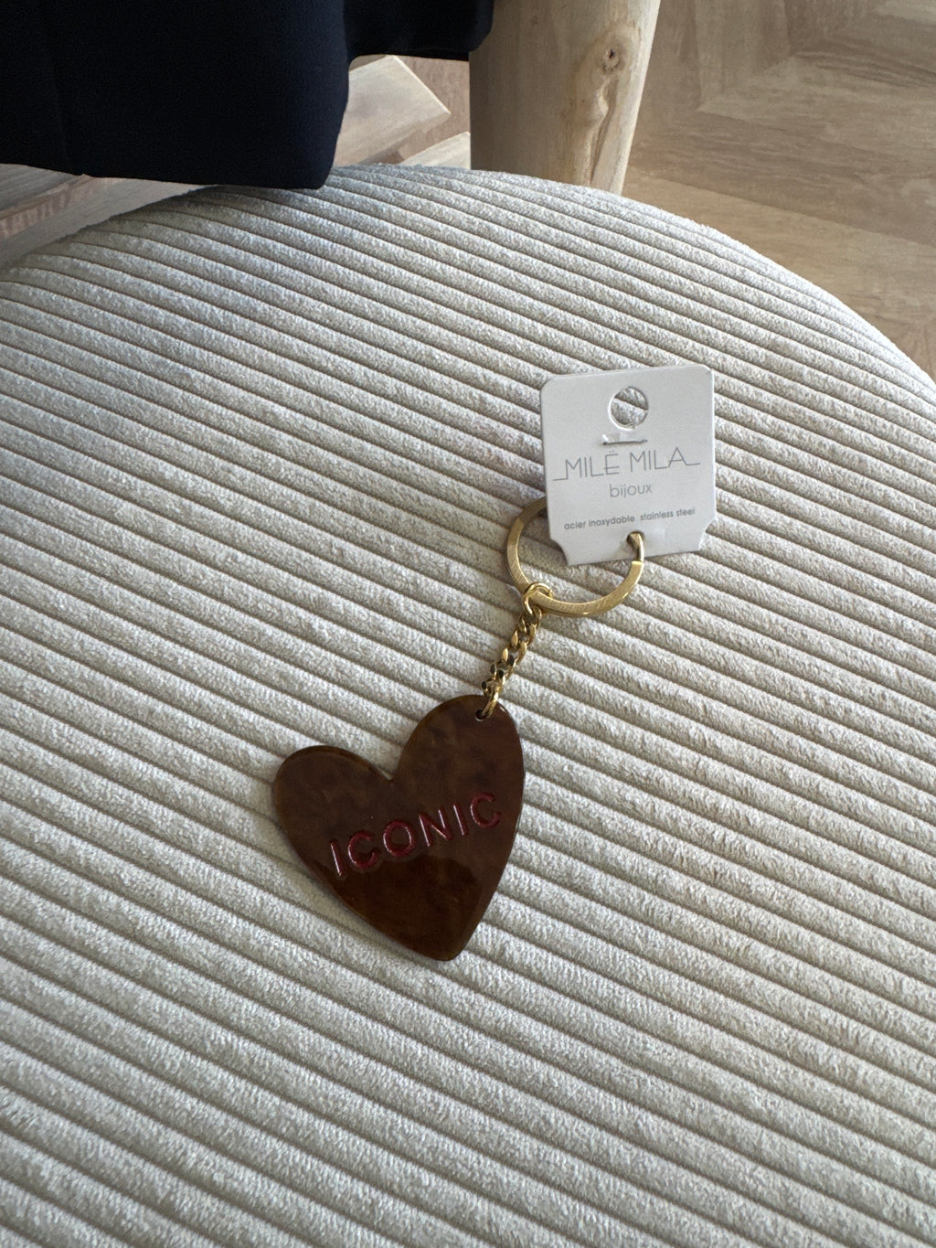 Porte clés marron iconic