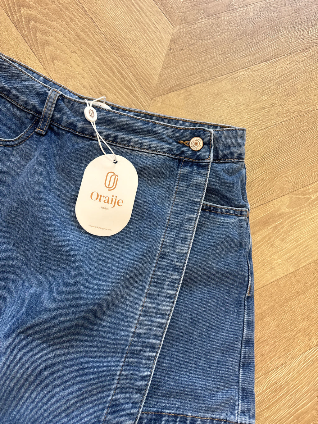 Jupe short bleu oraije