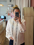 Chemise brodée