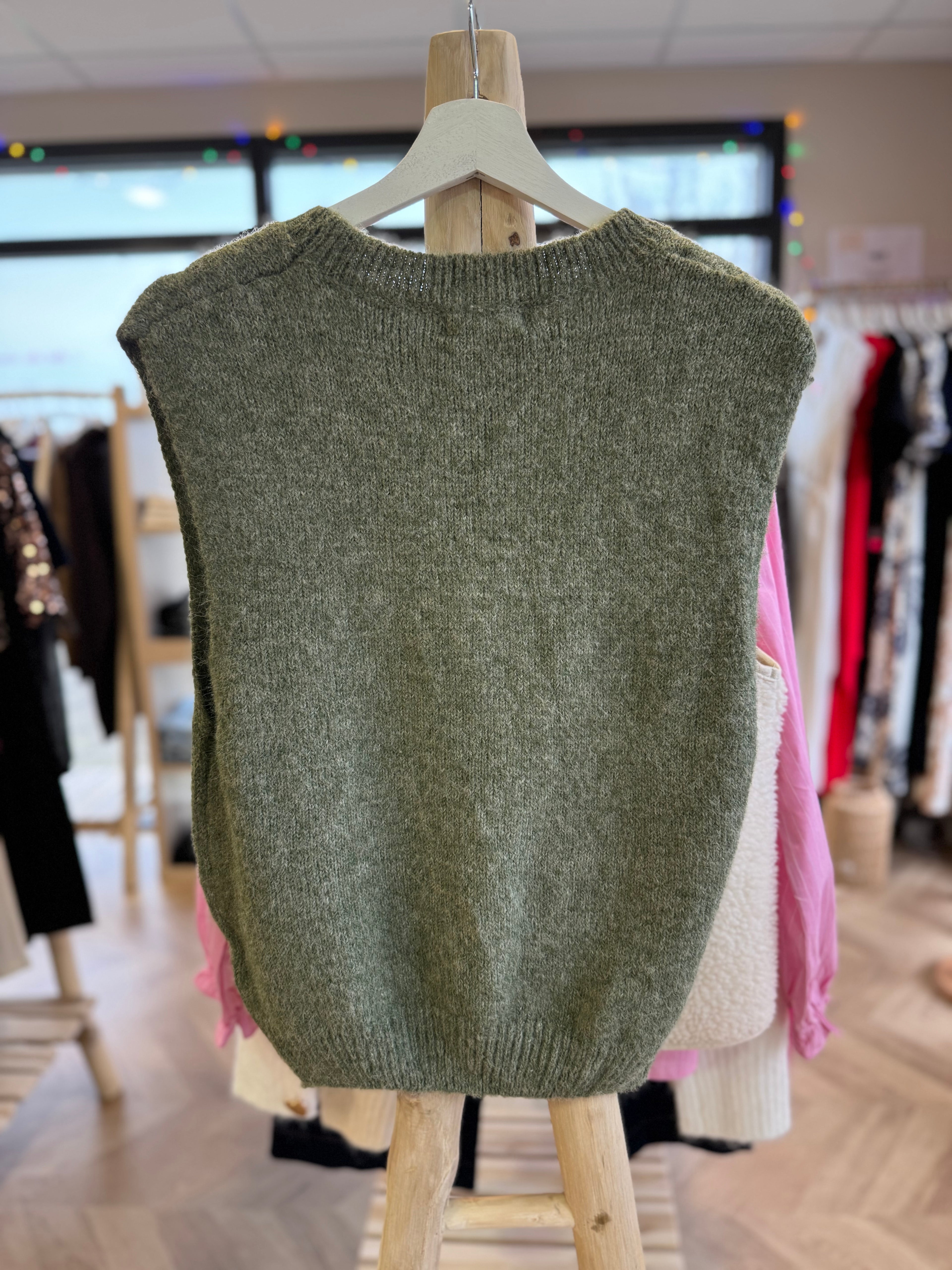 Pull sans manches olive