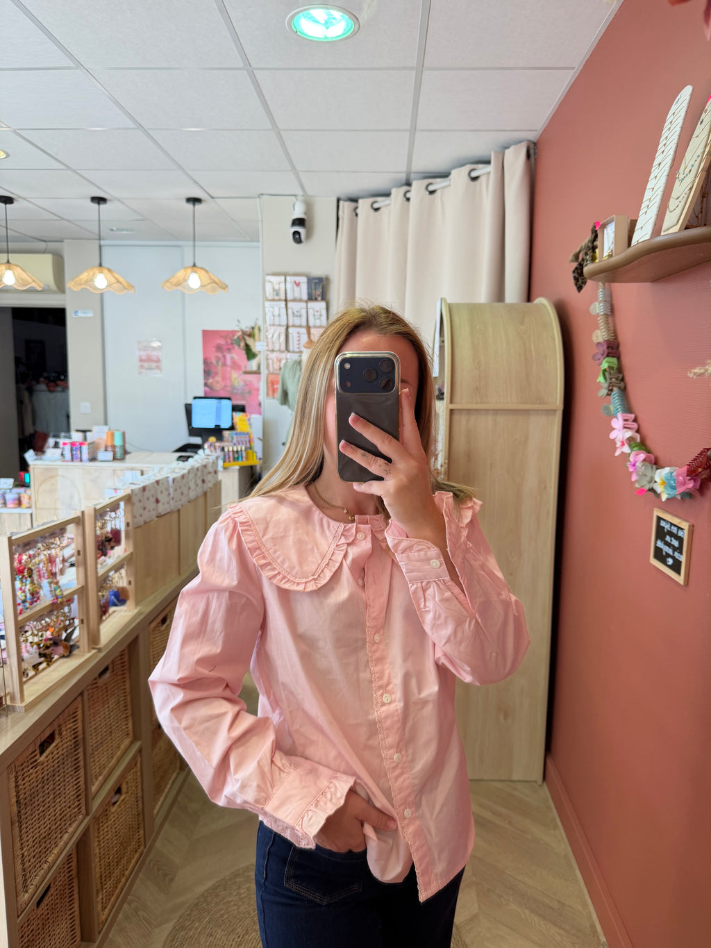 Chemise rose brodée esprit bohème