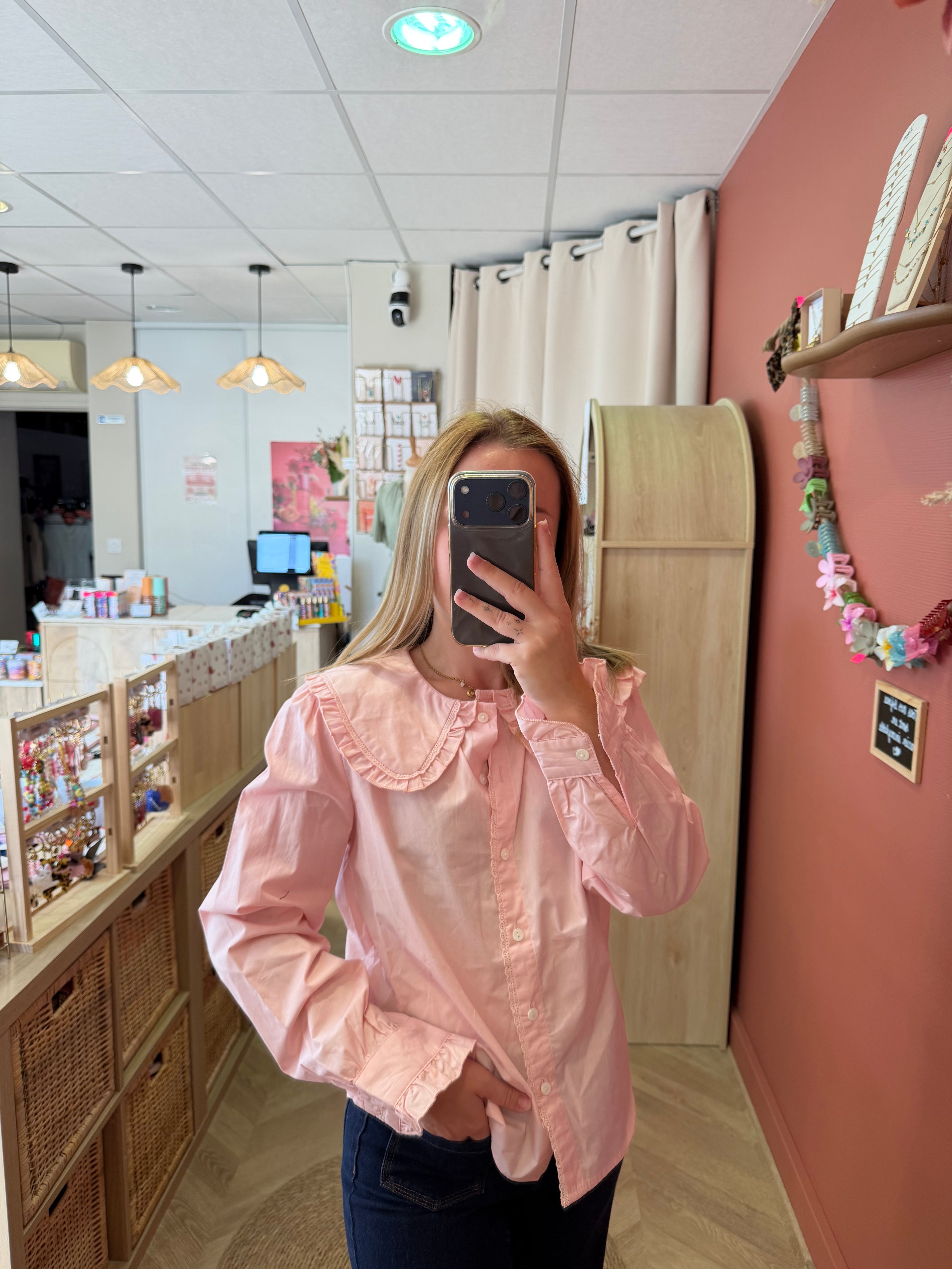 Chemise rose brodée esprit bohème