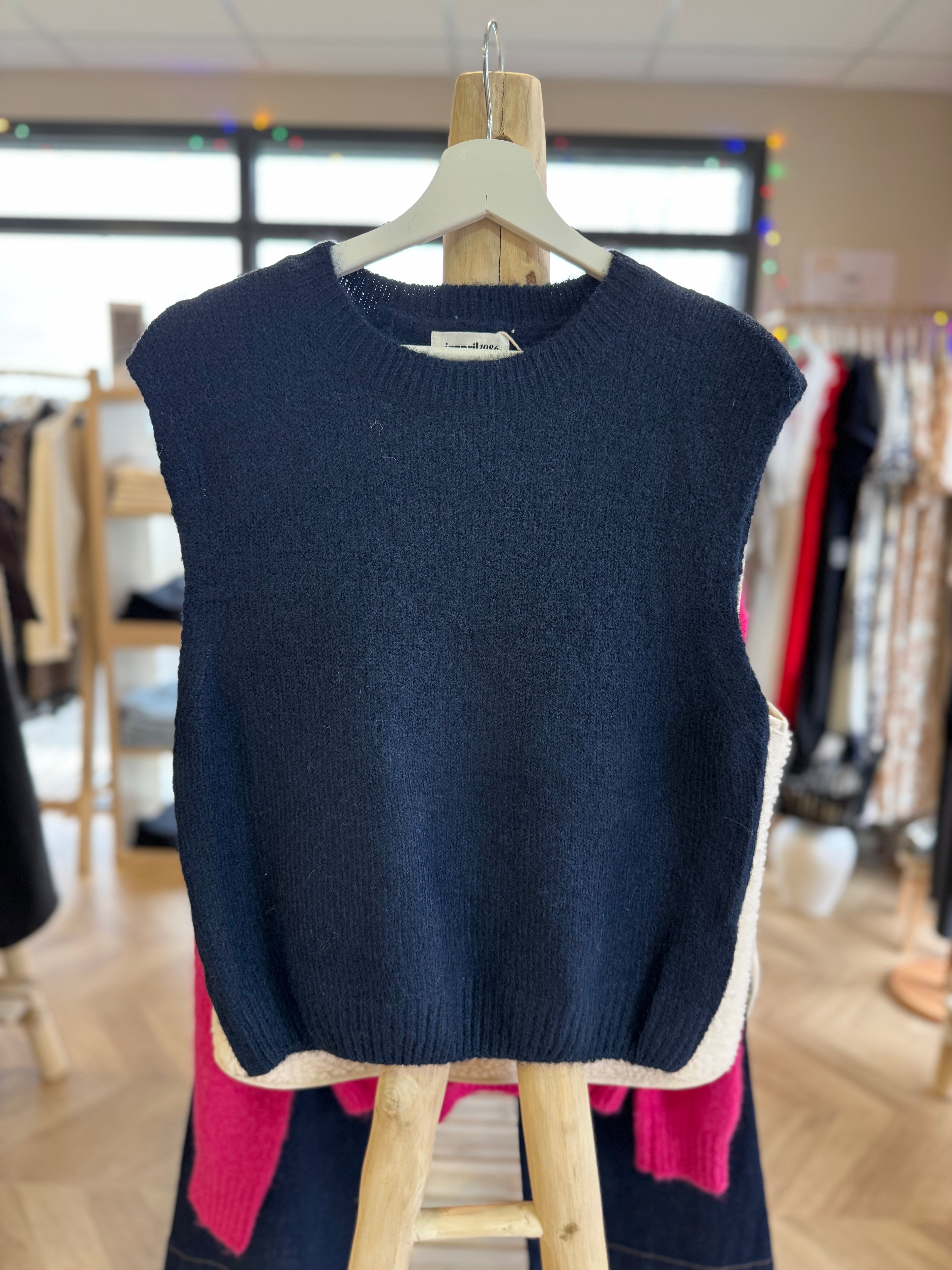 Pull sans manches bleu marine