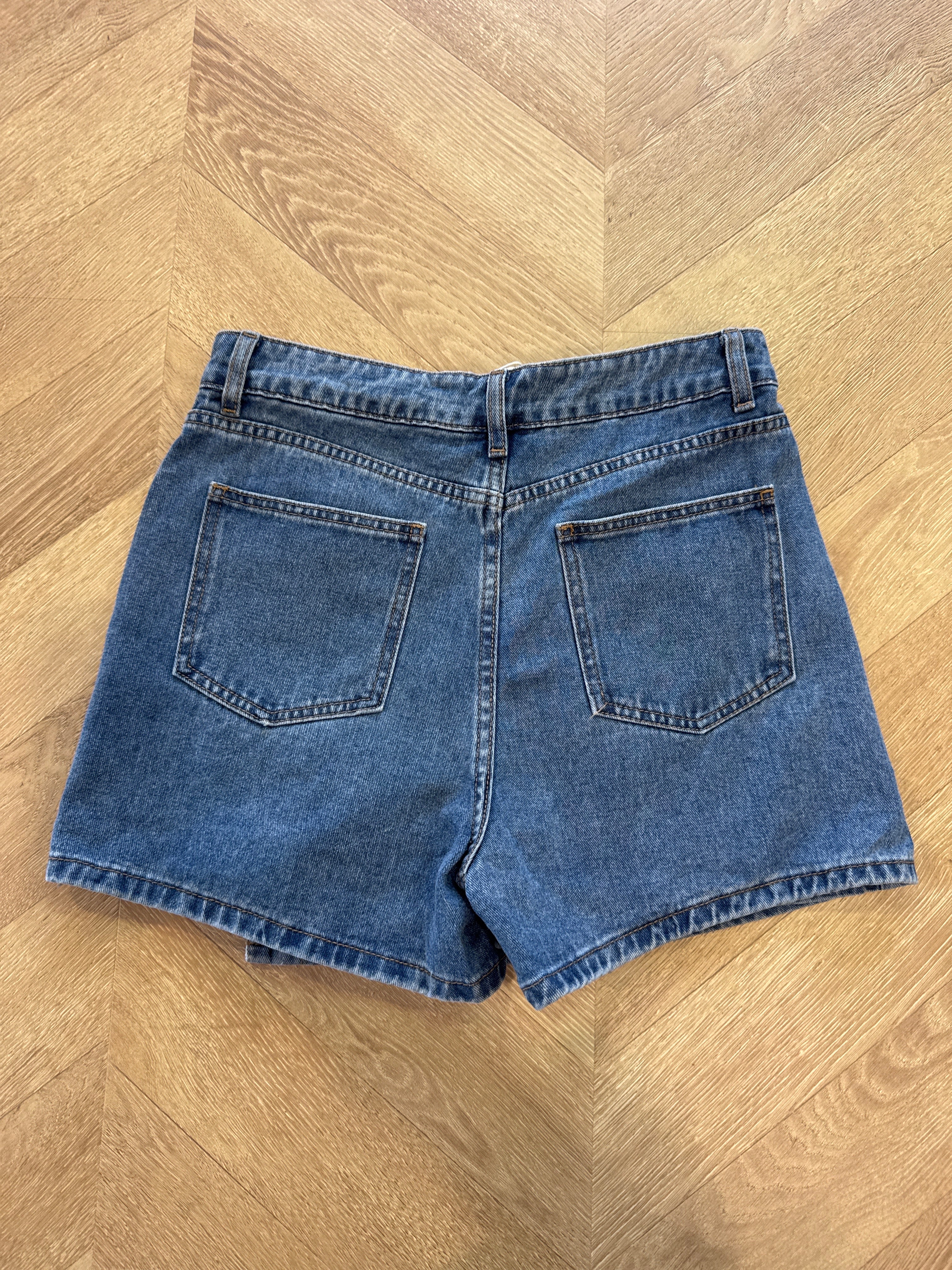 Jupe short bleu oraije