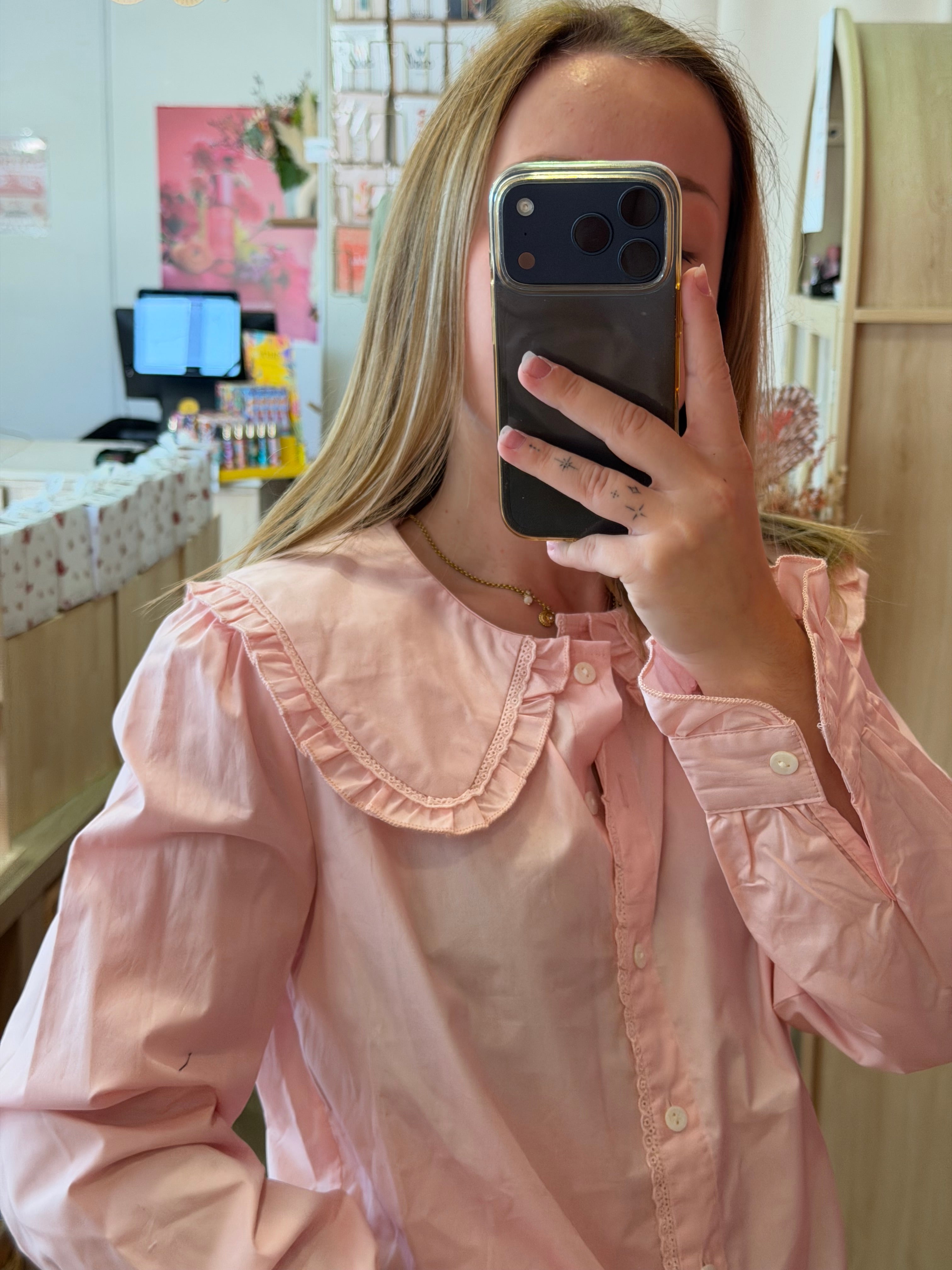 Chemise rose brodée esprit bohème