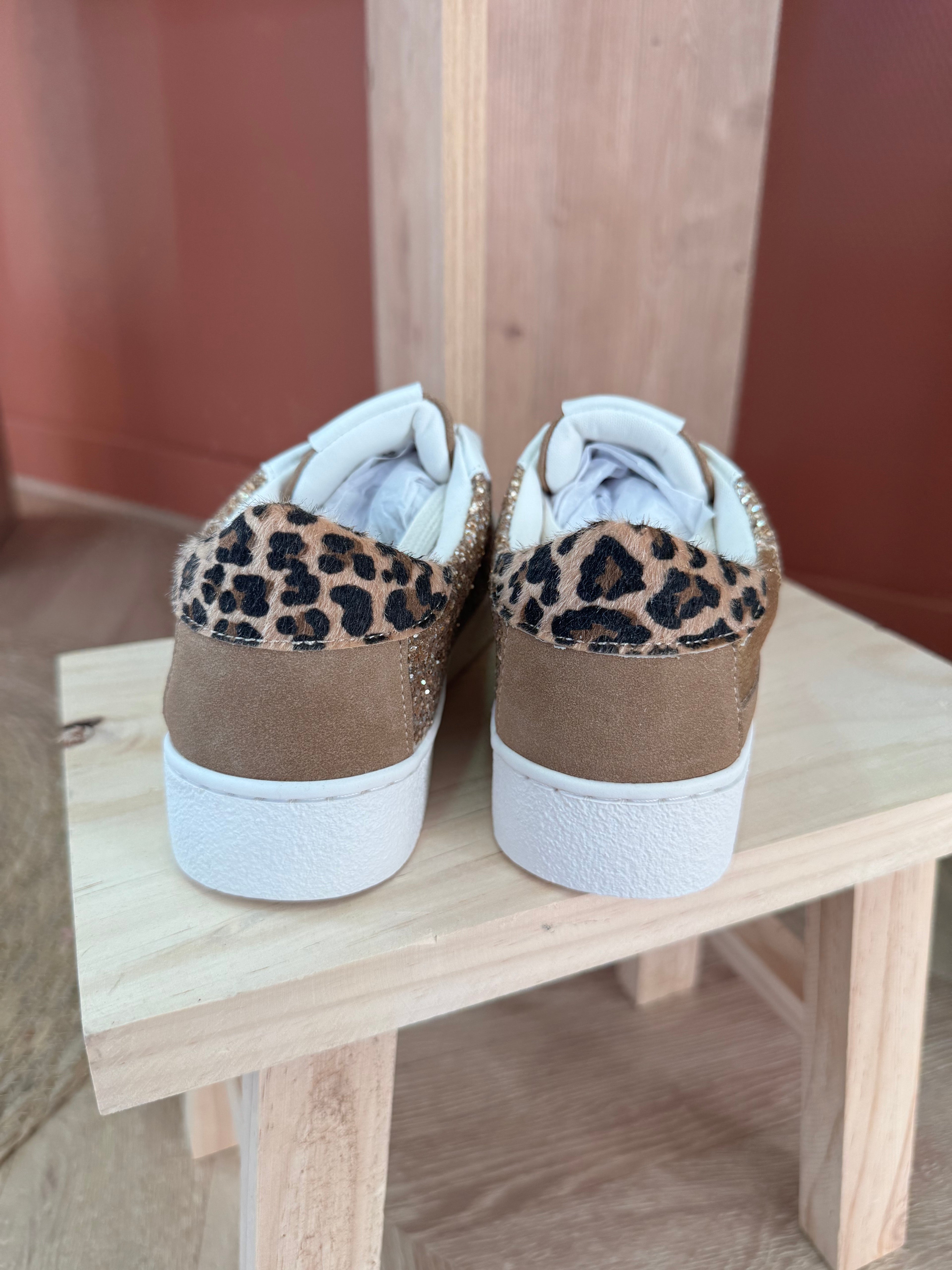 Baskets pailletées et léopard