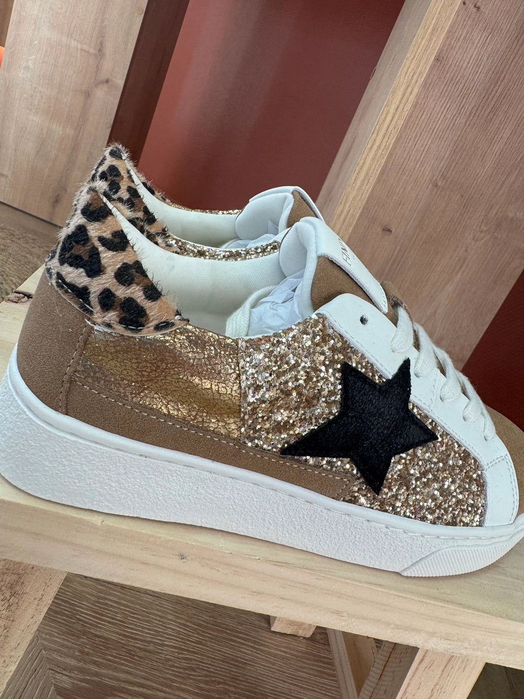Baskets pailletées et léopard