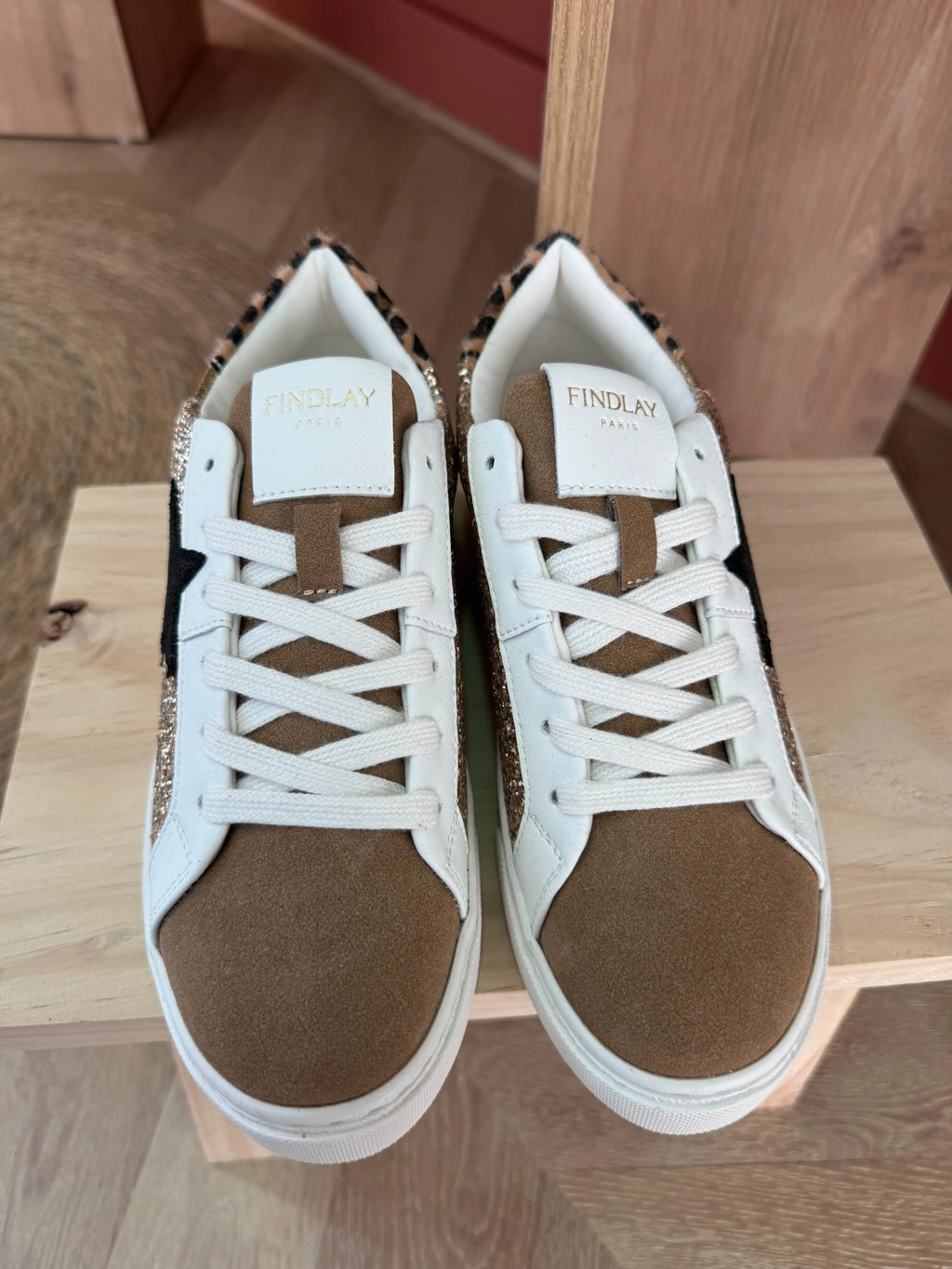 Baskets pailletées et léopard