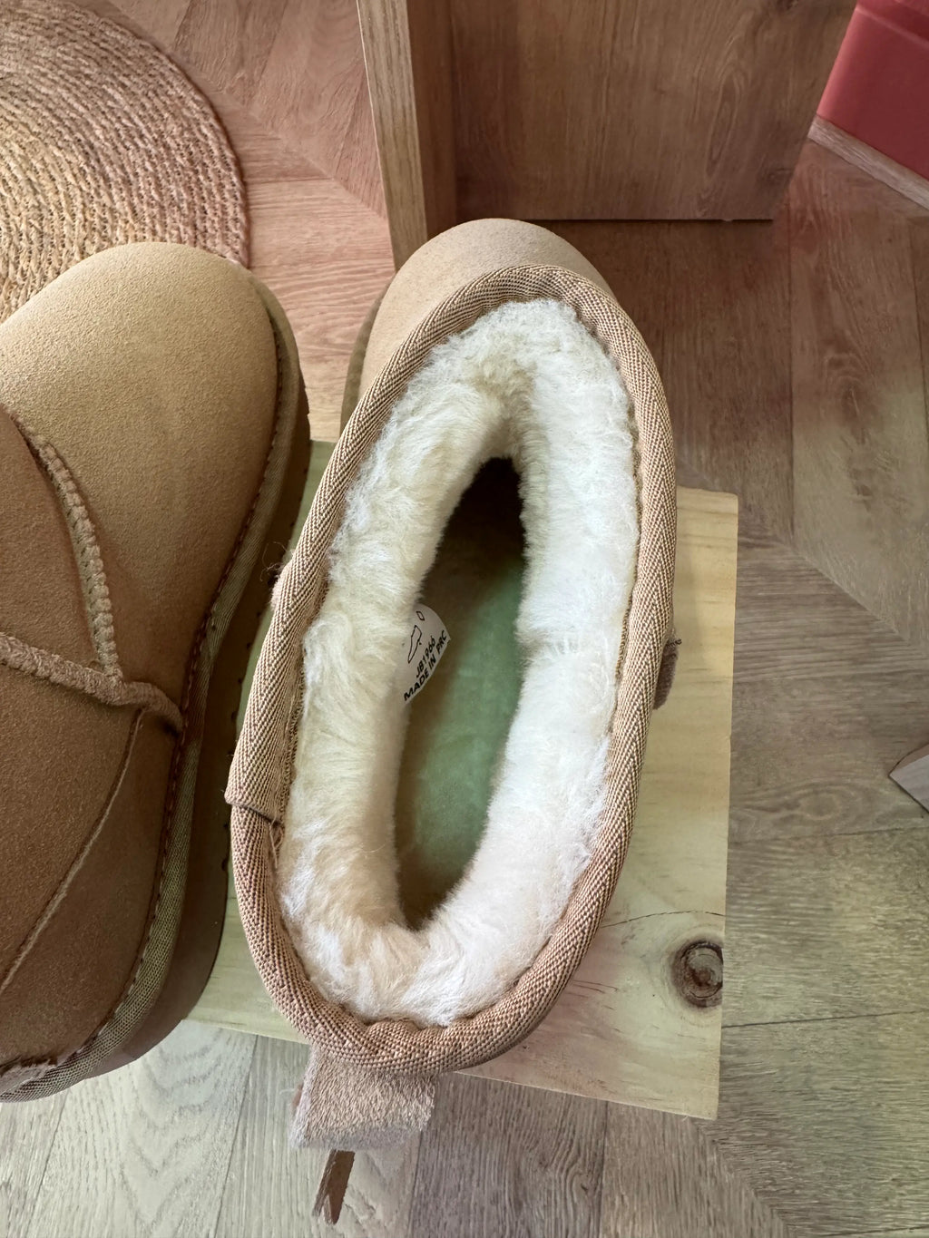 Bottines beige cuir imitation UGG