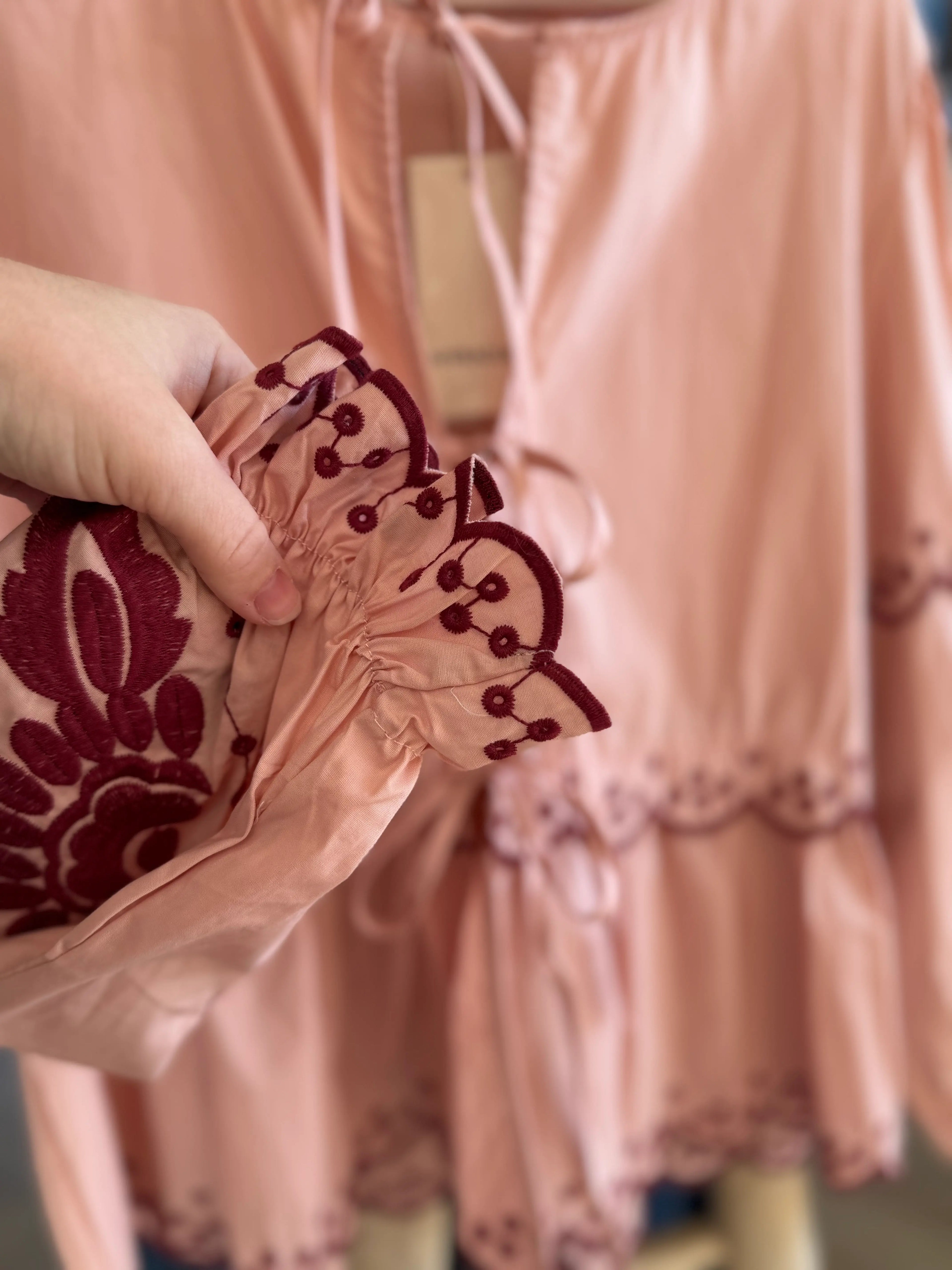 Blouse bohème-chic rose