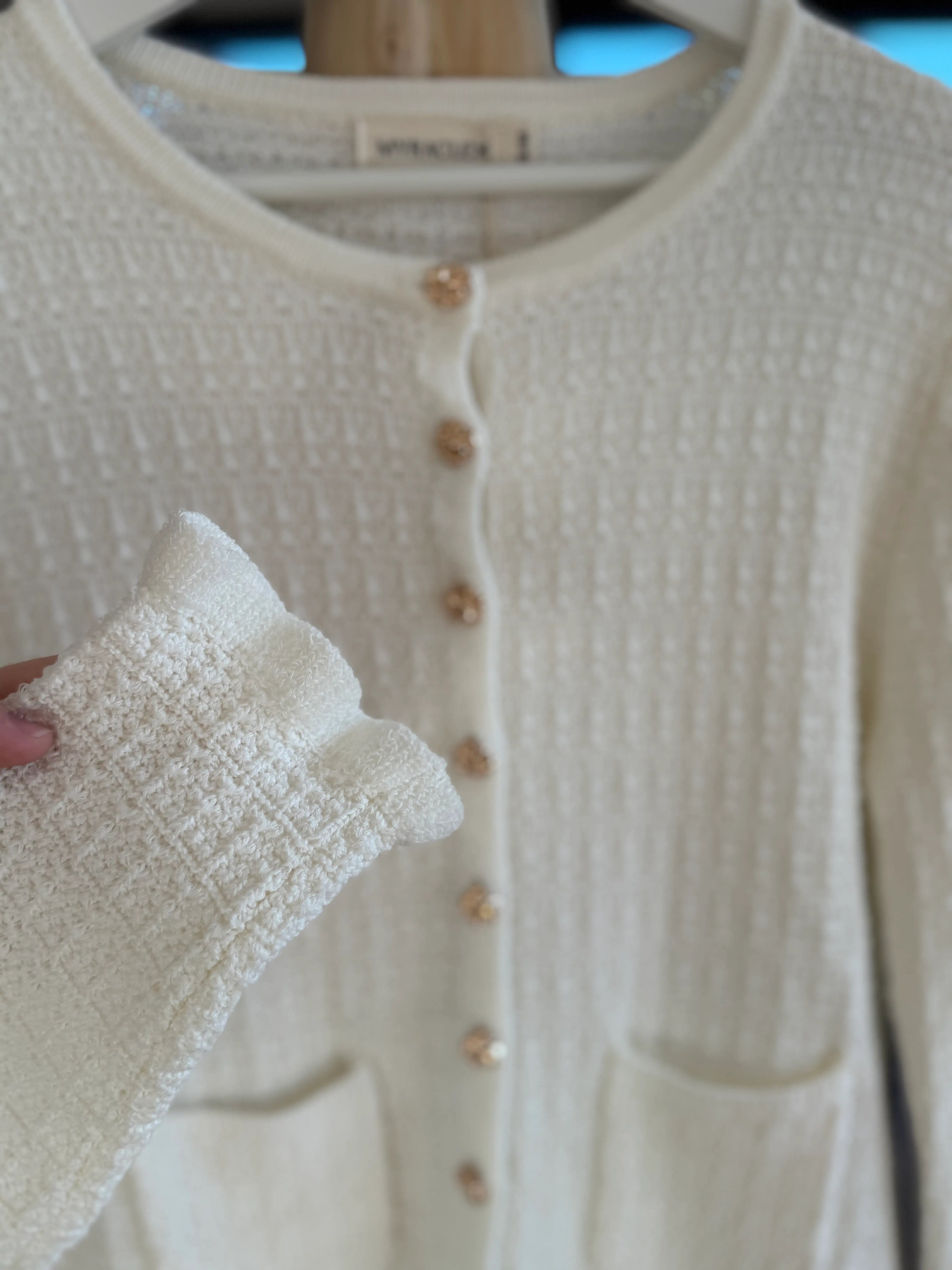 Gilet écru en maille texturée