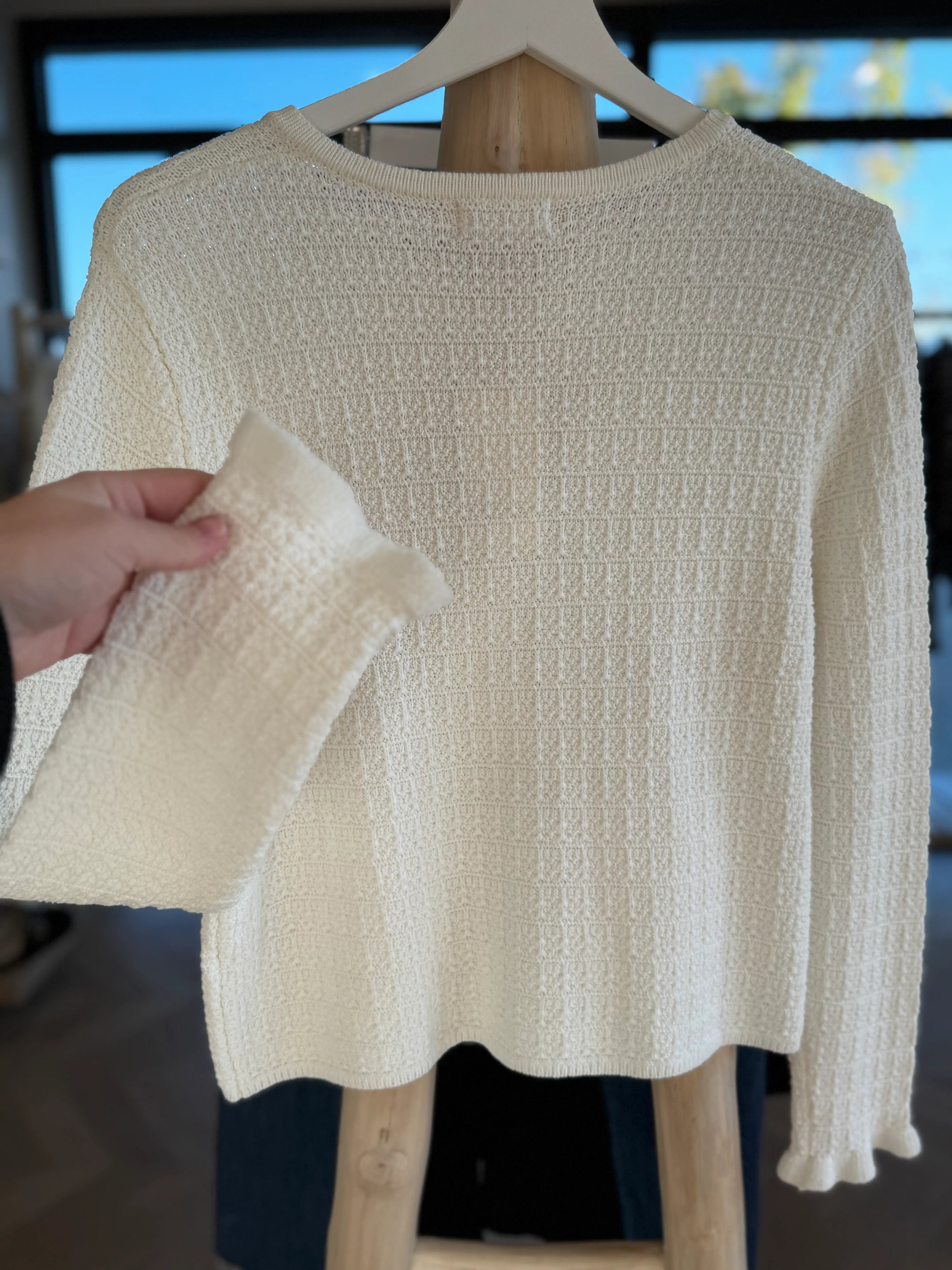 Gilet écru en maille texturée