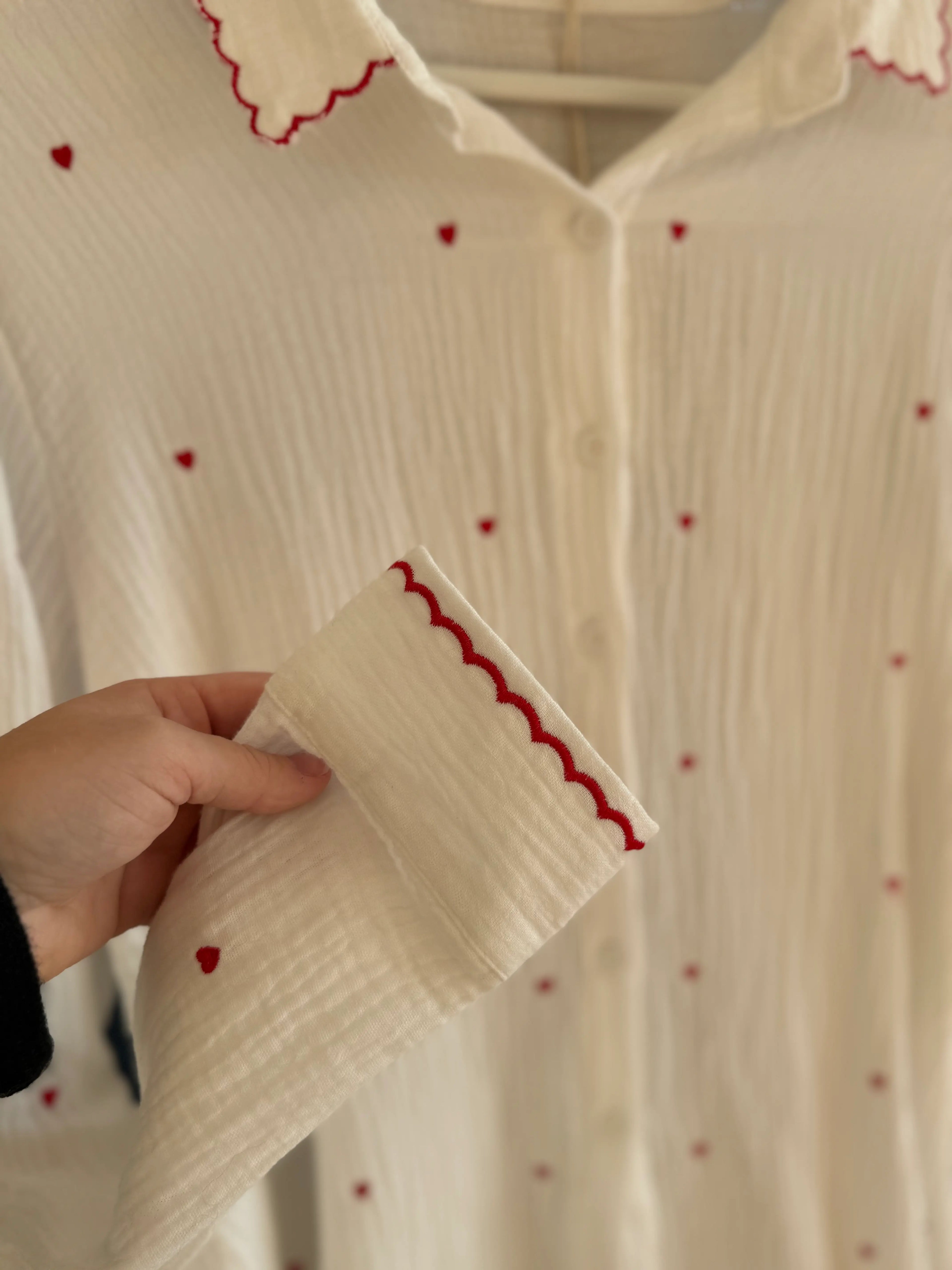 Chemise Coeurs Rouges