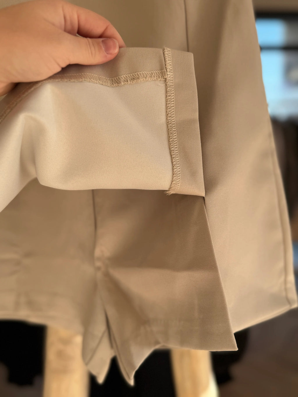 Jupe-short crème élégante