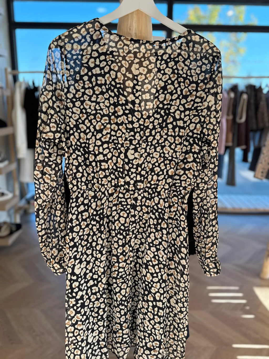 Robe fluide imprimé léopard