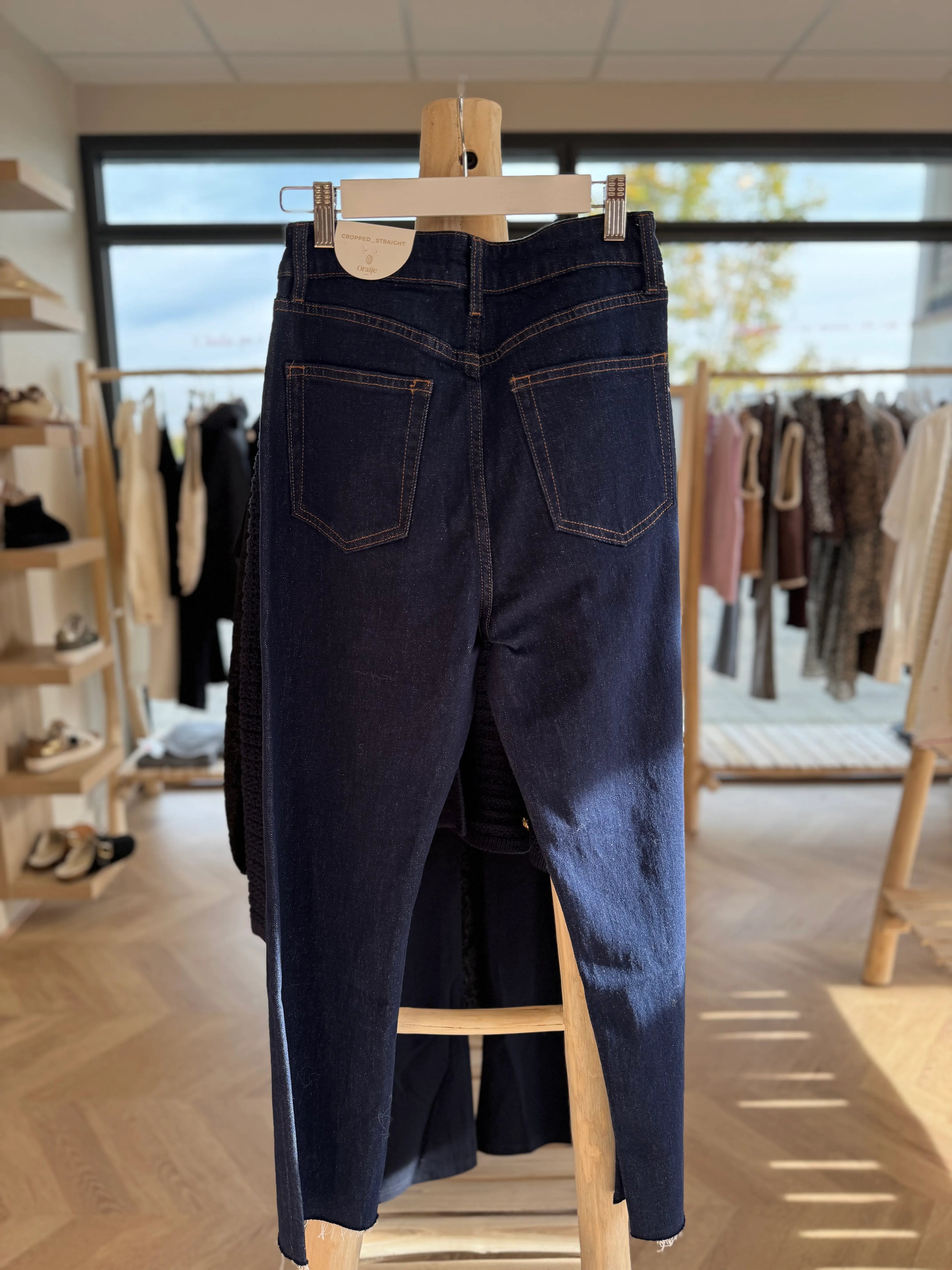 Jean Brut Oraije Maryline