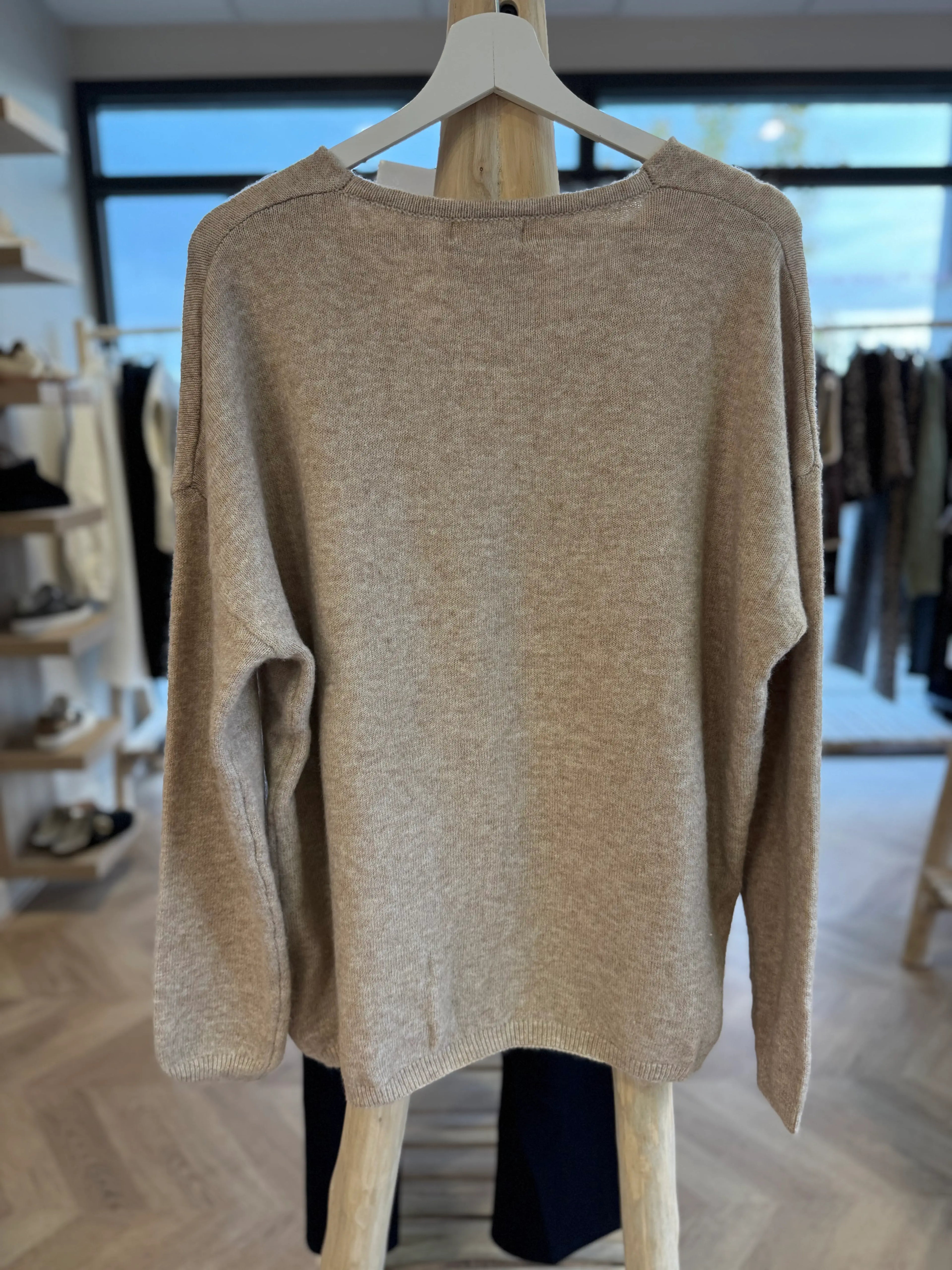 Pull col V oversize