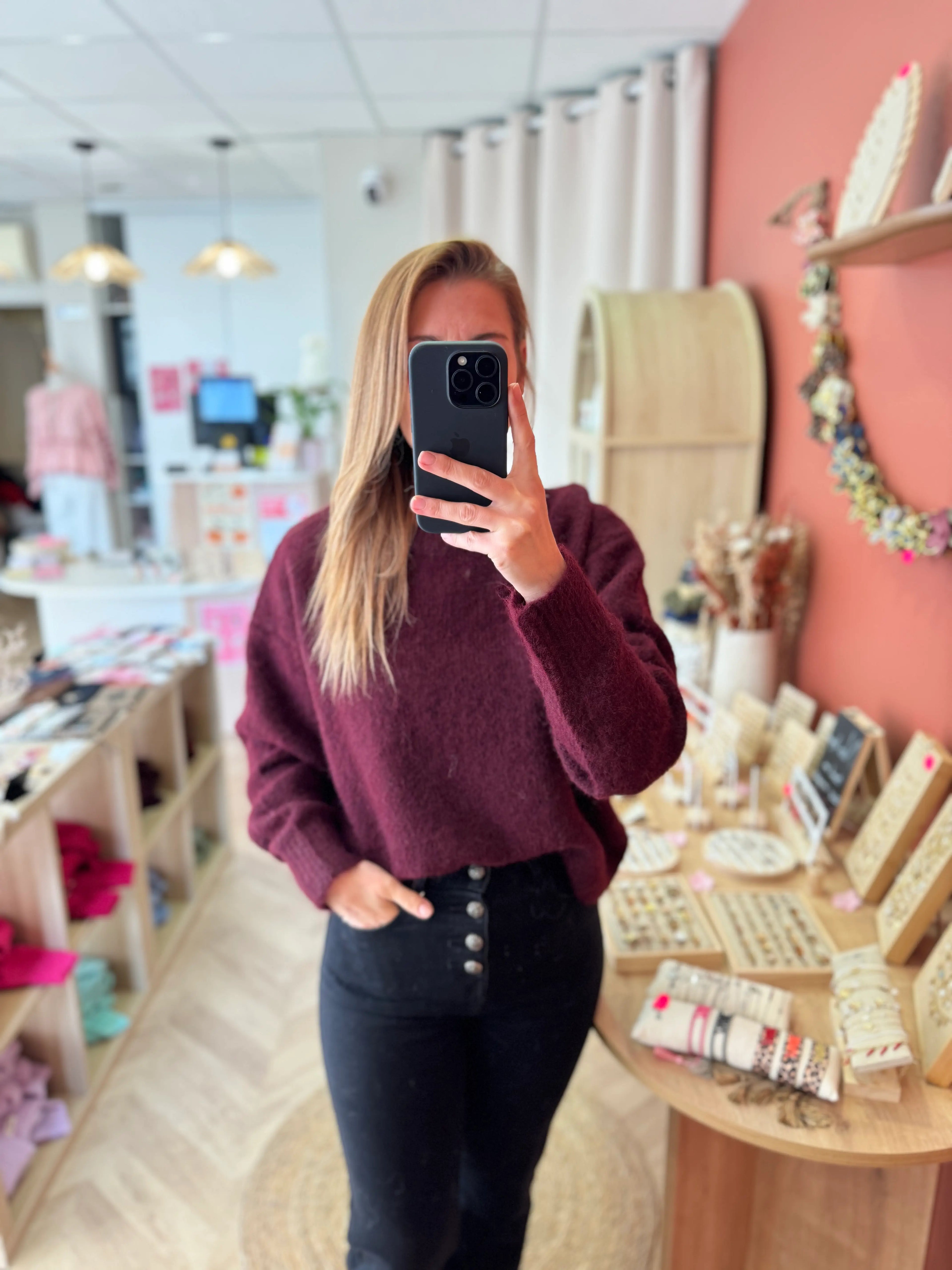 Pull en maille bordeaux