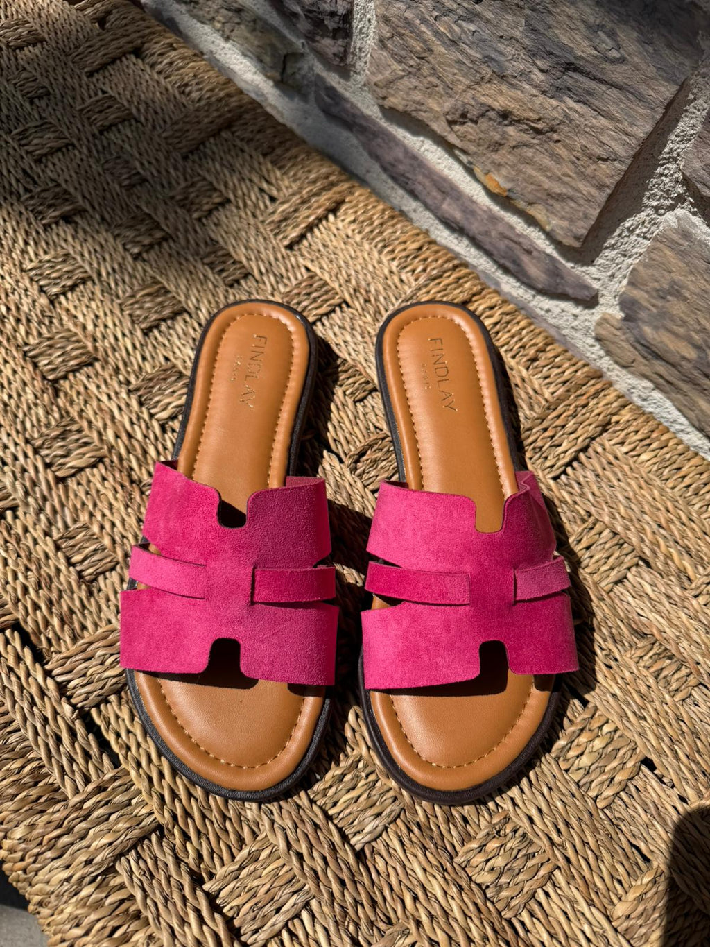 Mules plates fushia effet suédine