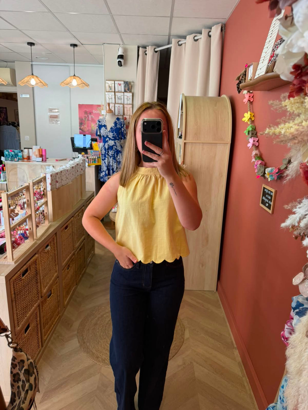 Haut Léonie – Jaune pastel