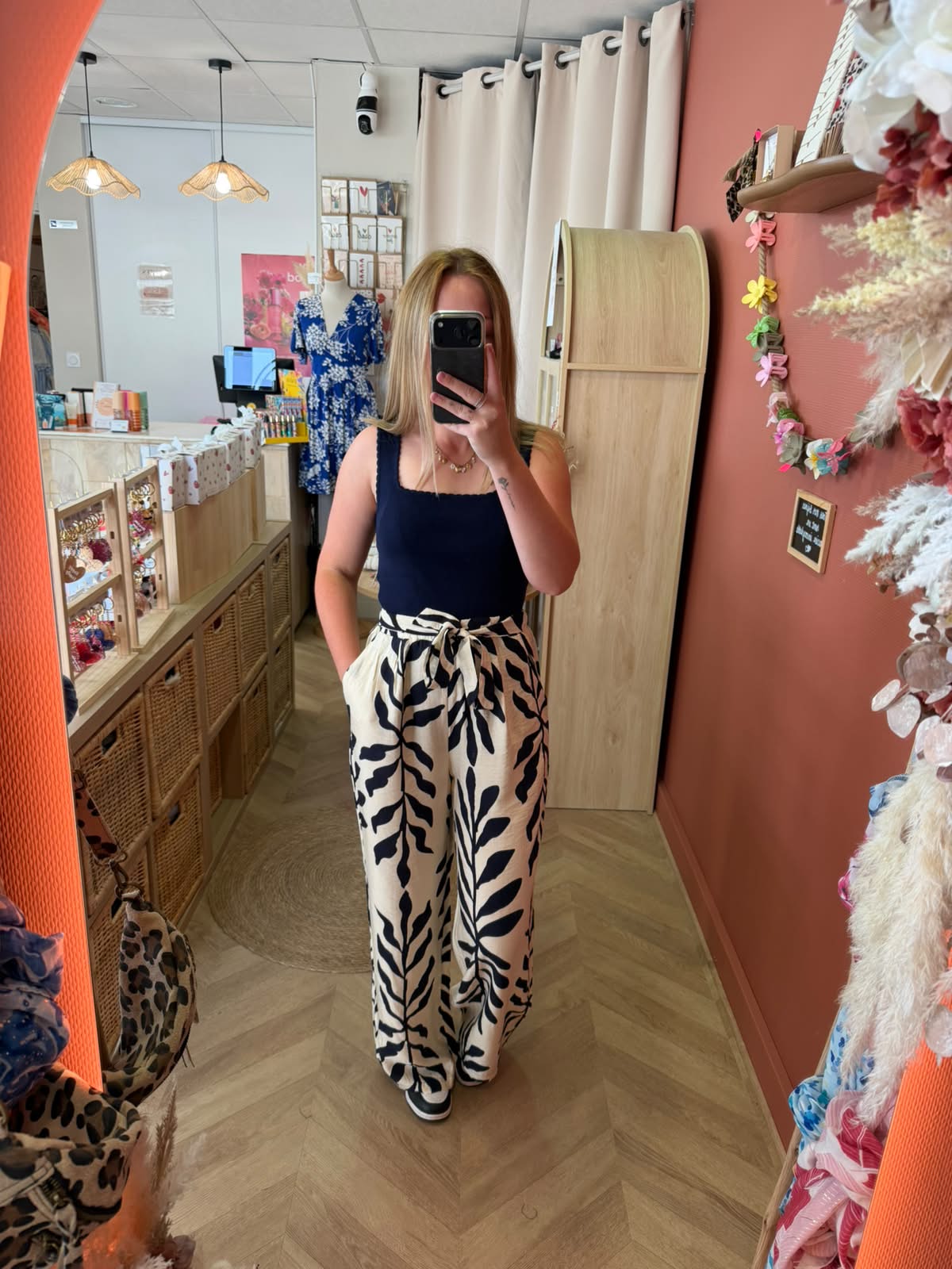 Pantalon fluide imprimé écru & marine