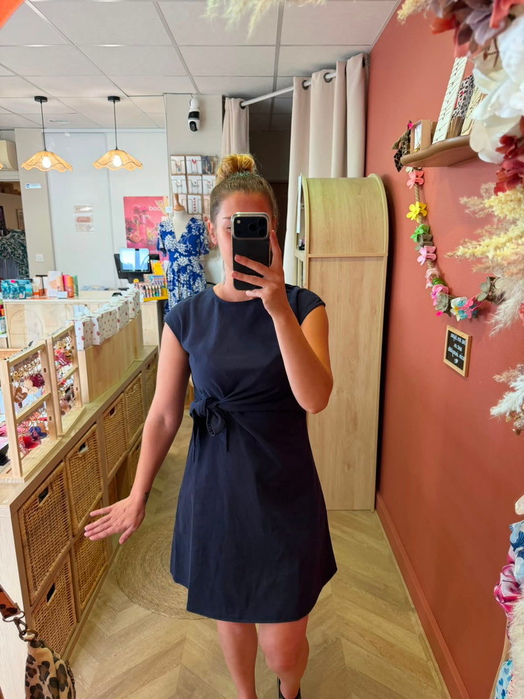 Robe courte bleu marine