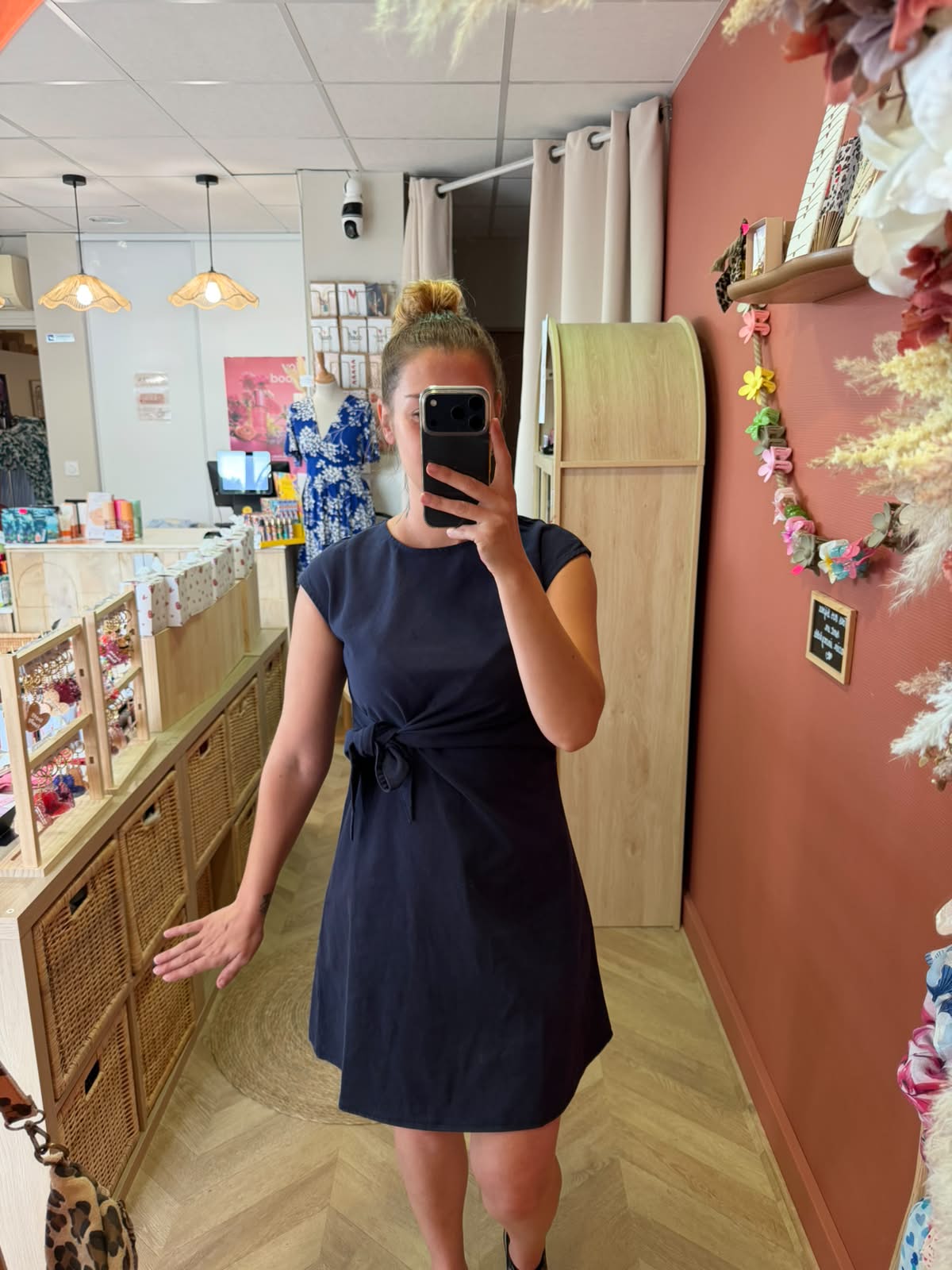 Robe courte bleu marine