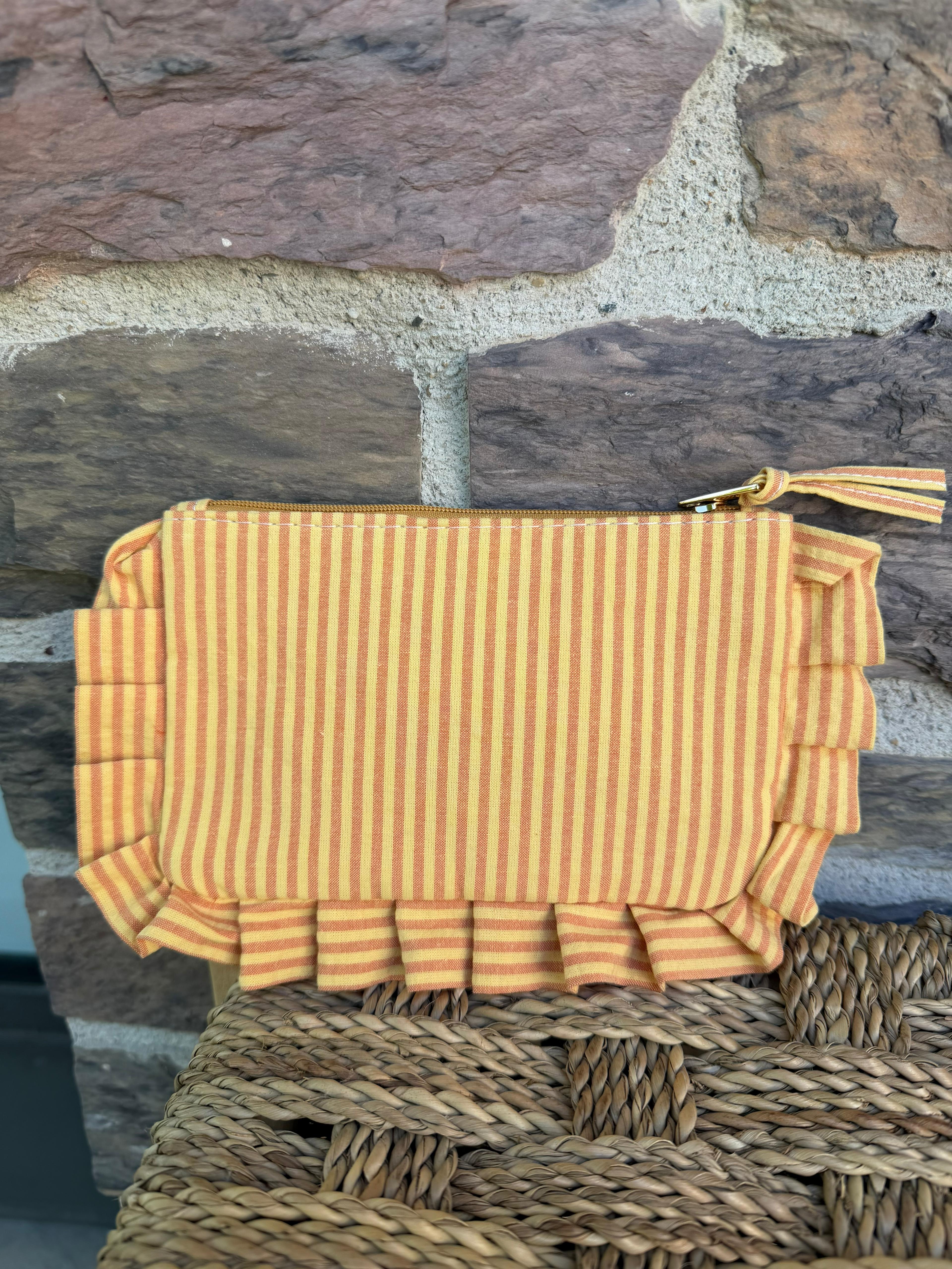 Pochette « maîtresse en or » jaune