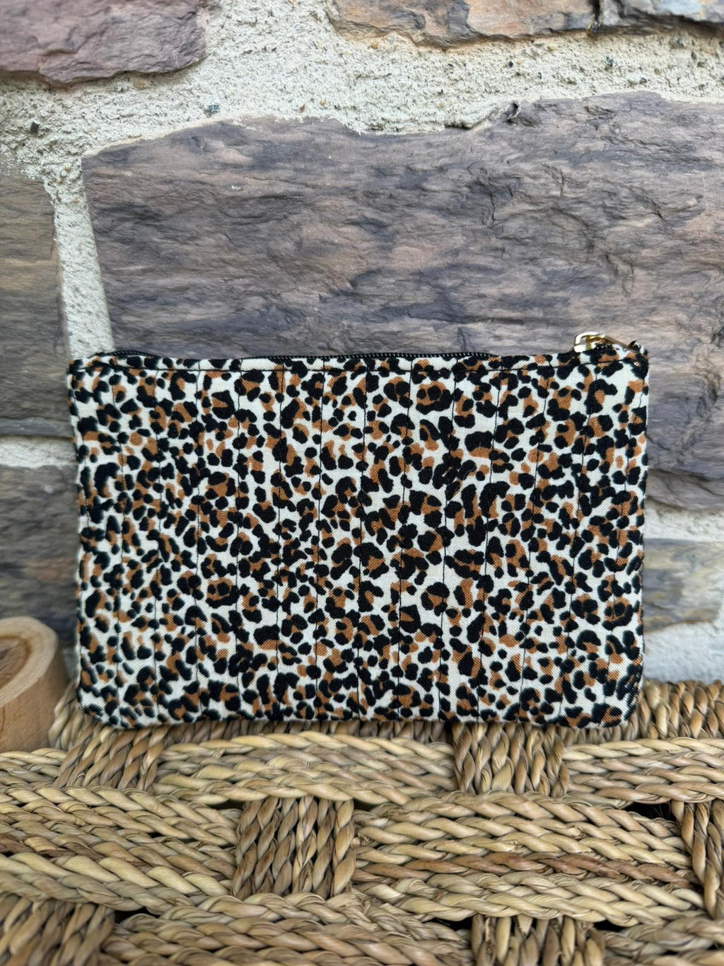 Pochette imprime léopard avec inscription « bichette d’amour »