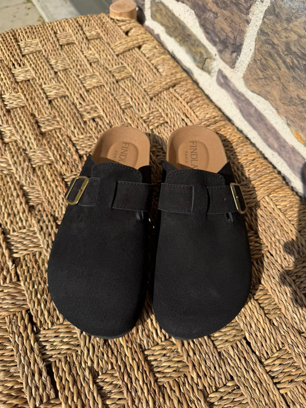 Mules en suédine noires