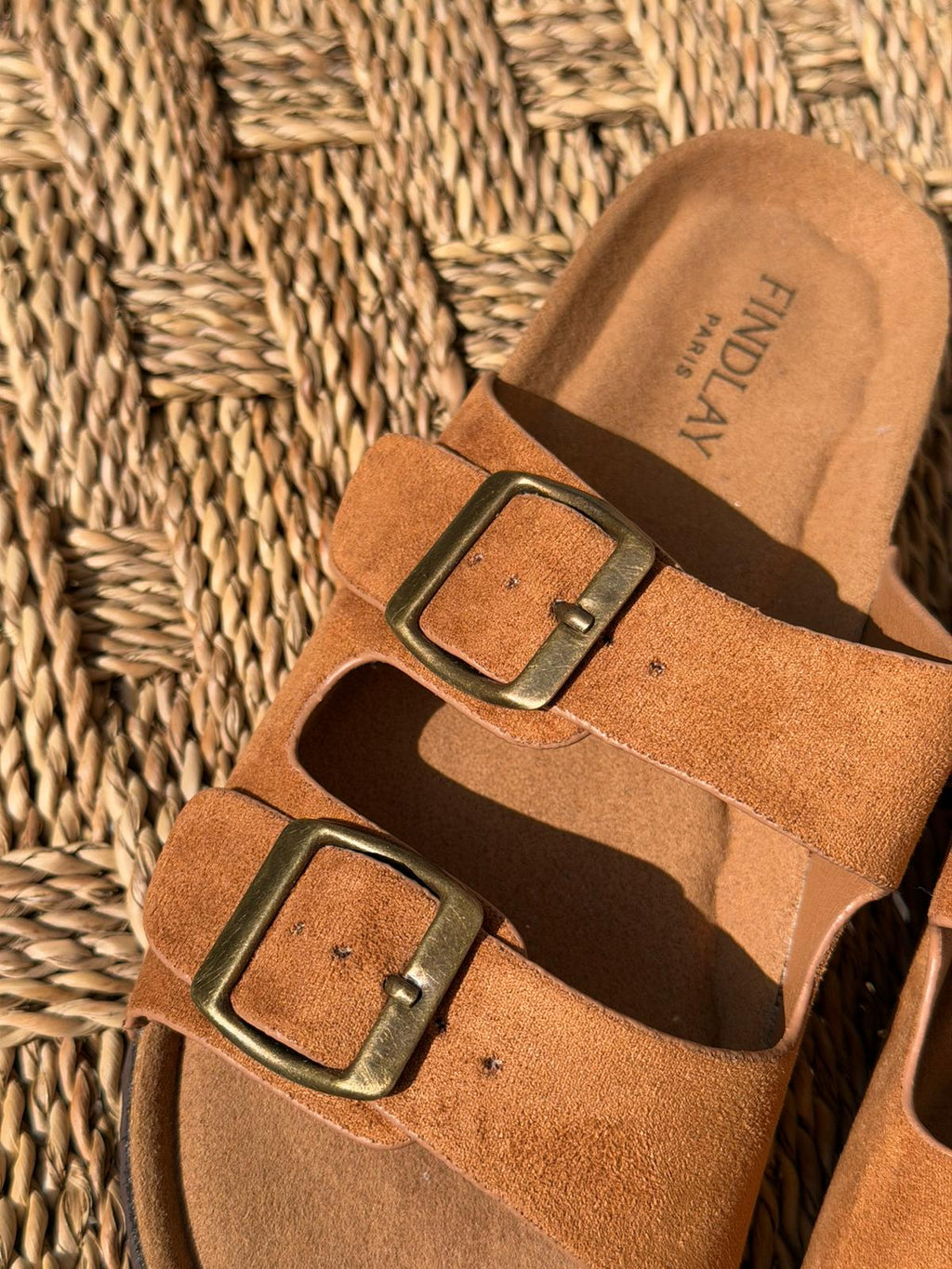 Sandales en suède