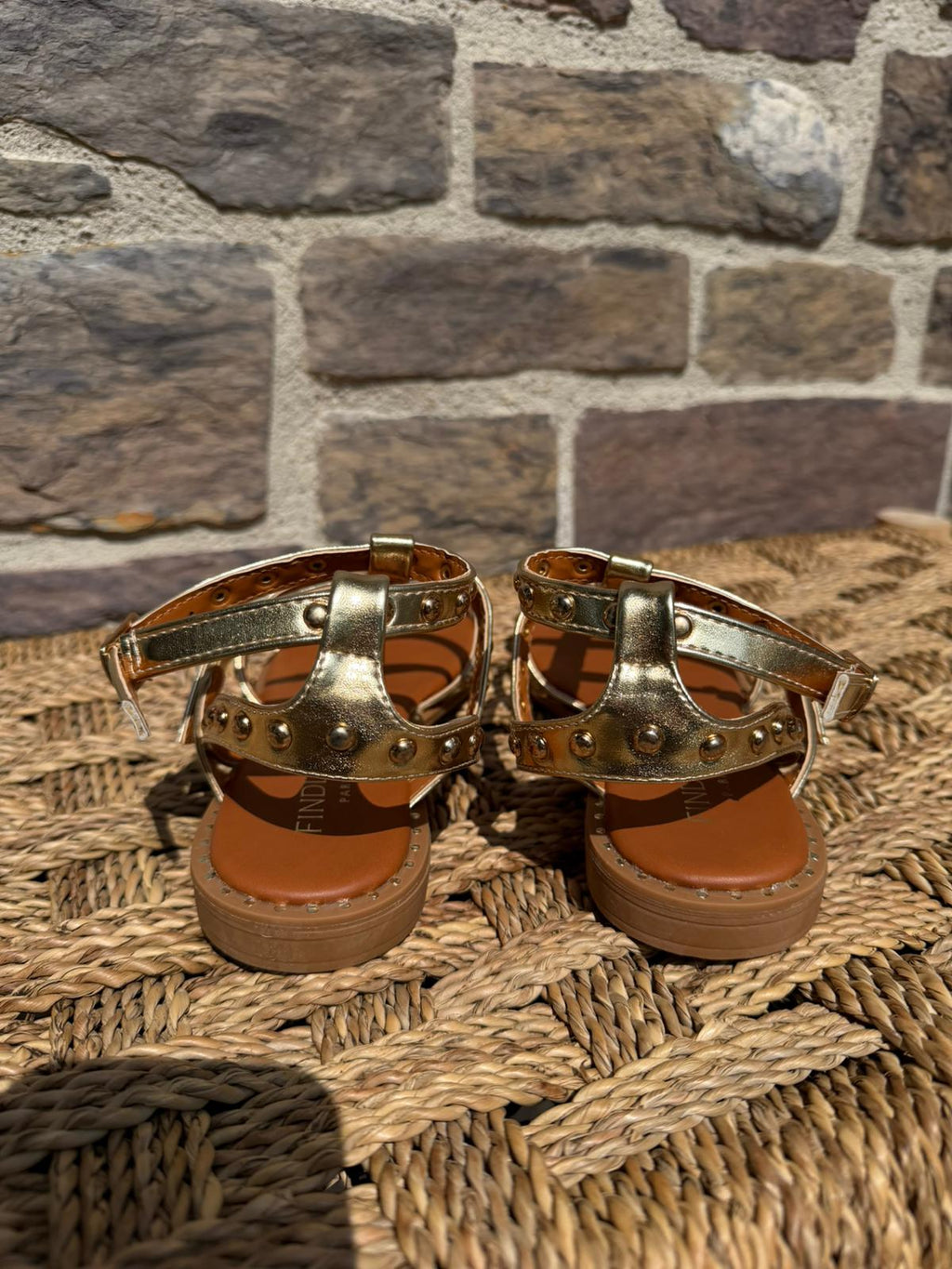 Sandales gladiateur dorées