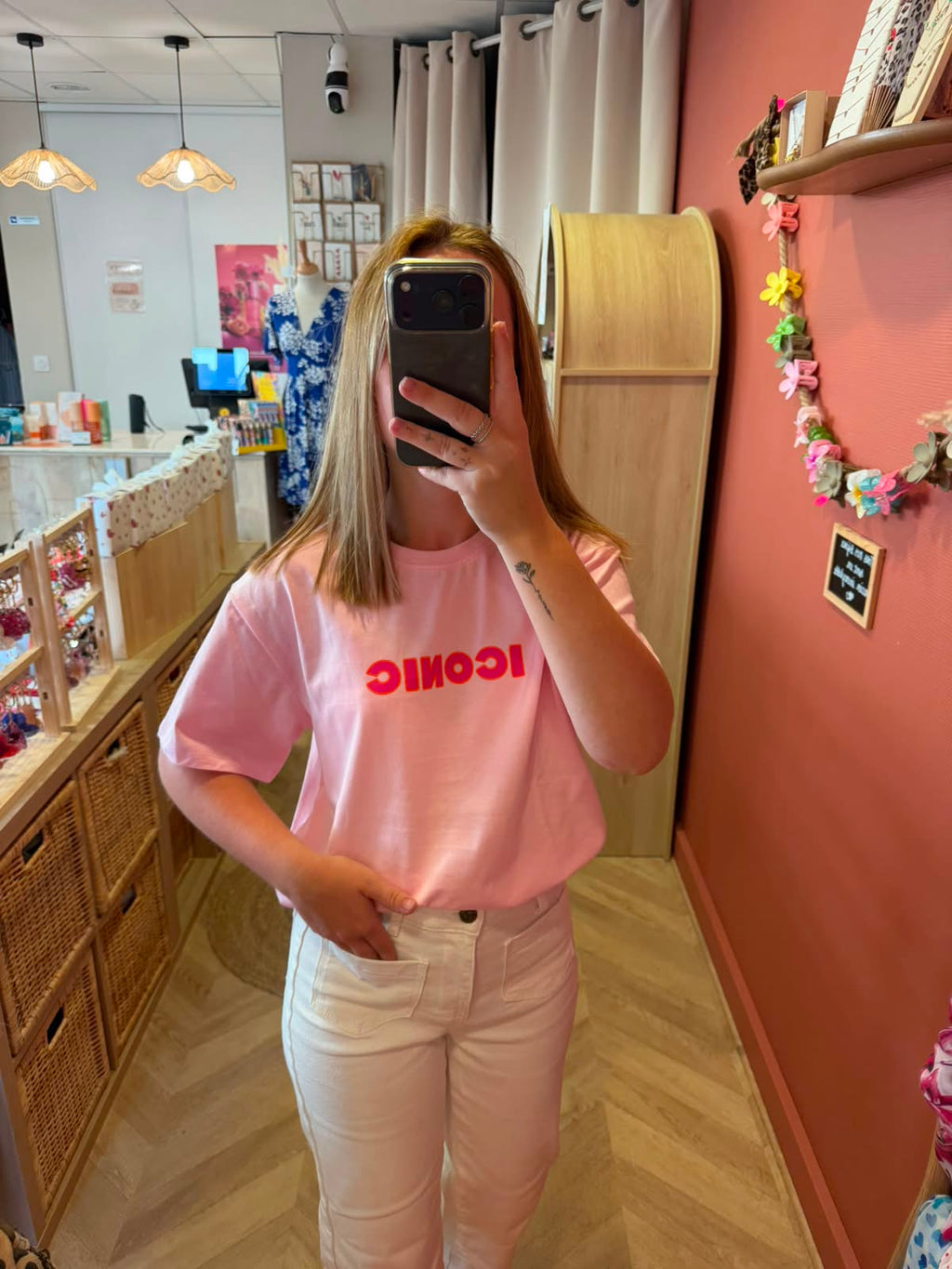 T-shirt Iconic – rose pâle
