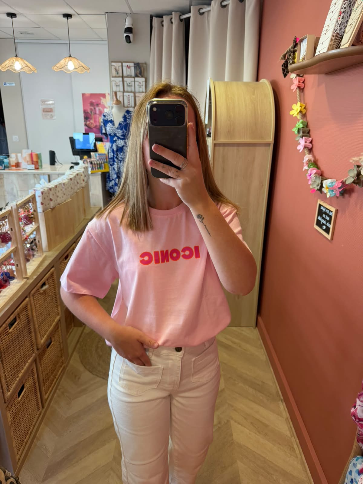 T-shirt Iconic – rose pâle