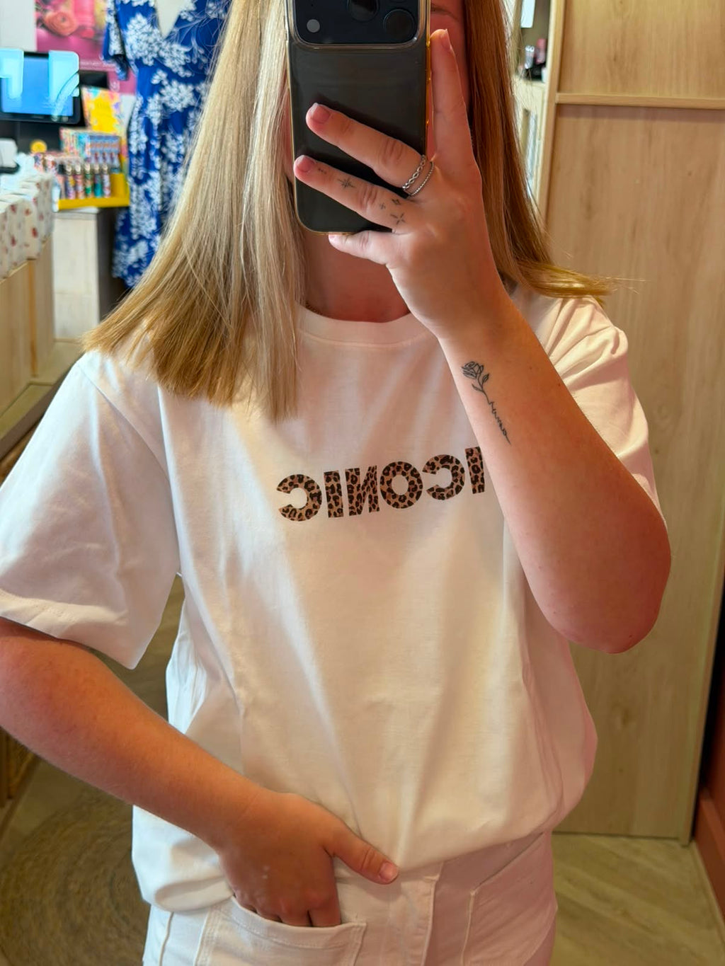 T-shirt Iconic – blanc - léopard