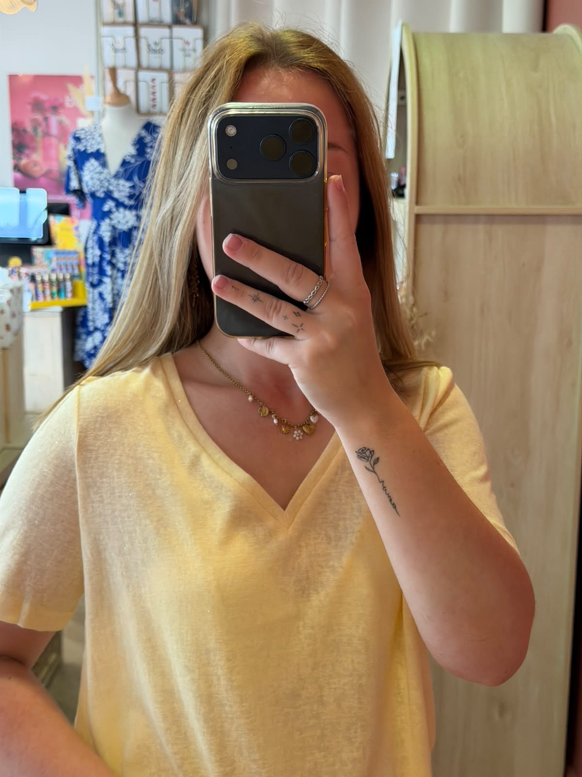 Tee-shirt Jaune Légèrement Pailleté