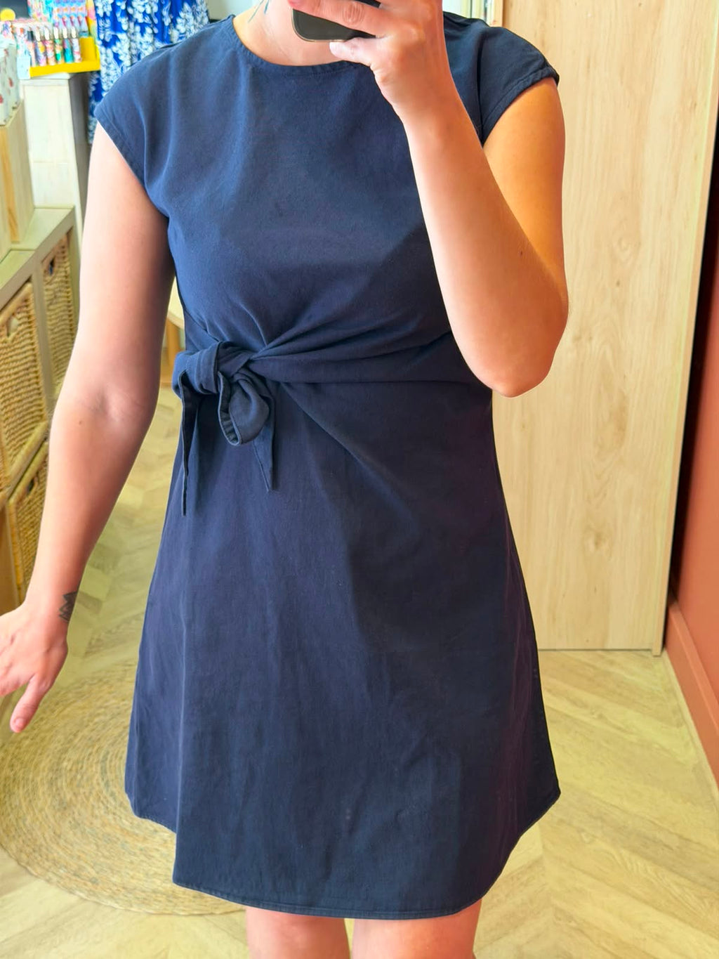 Robe courte bleu marine